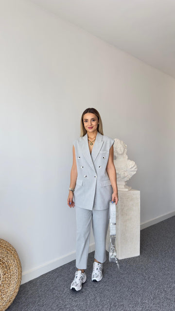 Ena Gray Vest Suit