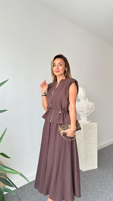 Brown Quen Stone Detailed Tencel Skirt Suit