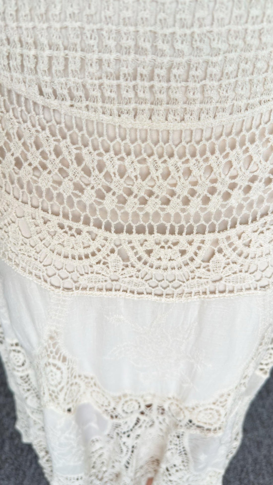 Juel Cream Elastic Waist Lace Skirt