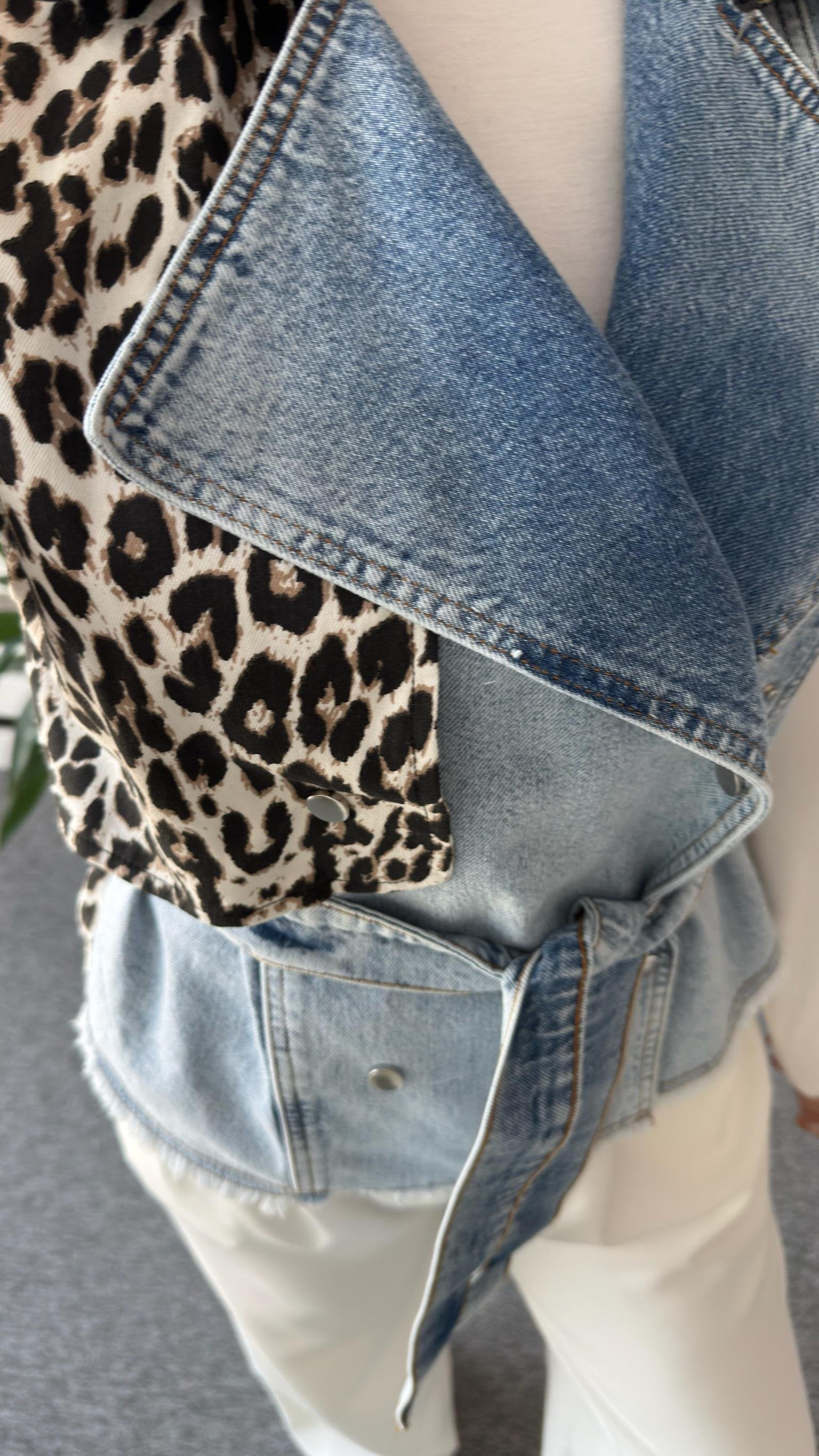 Tws Model Leopard Detailed Design Vest