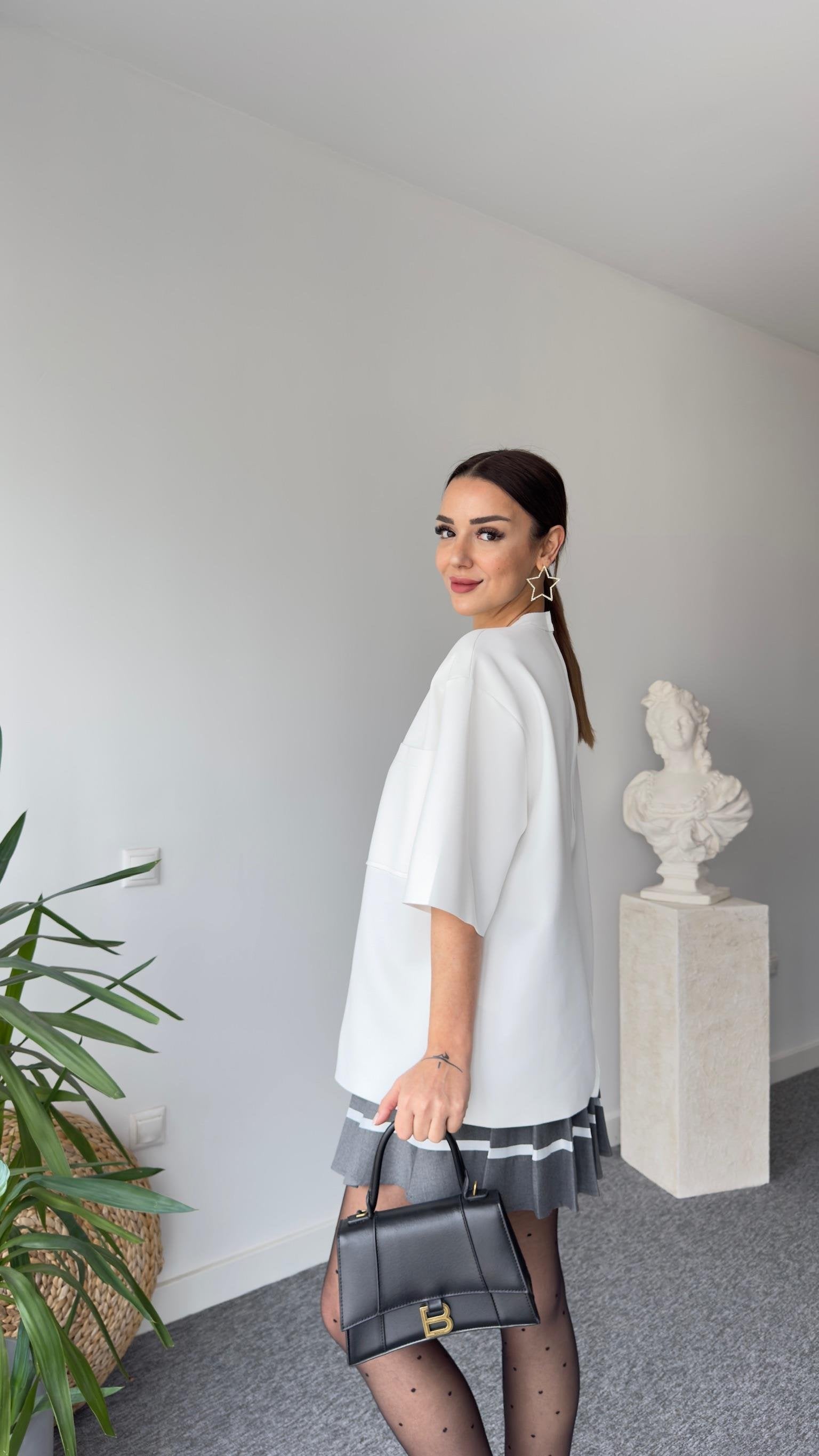 Back Zippered Zra Model Padded White Blouse