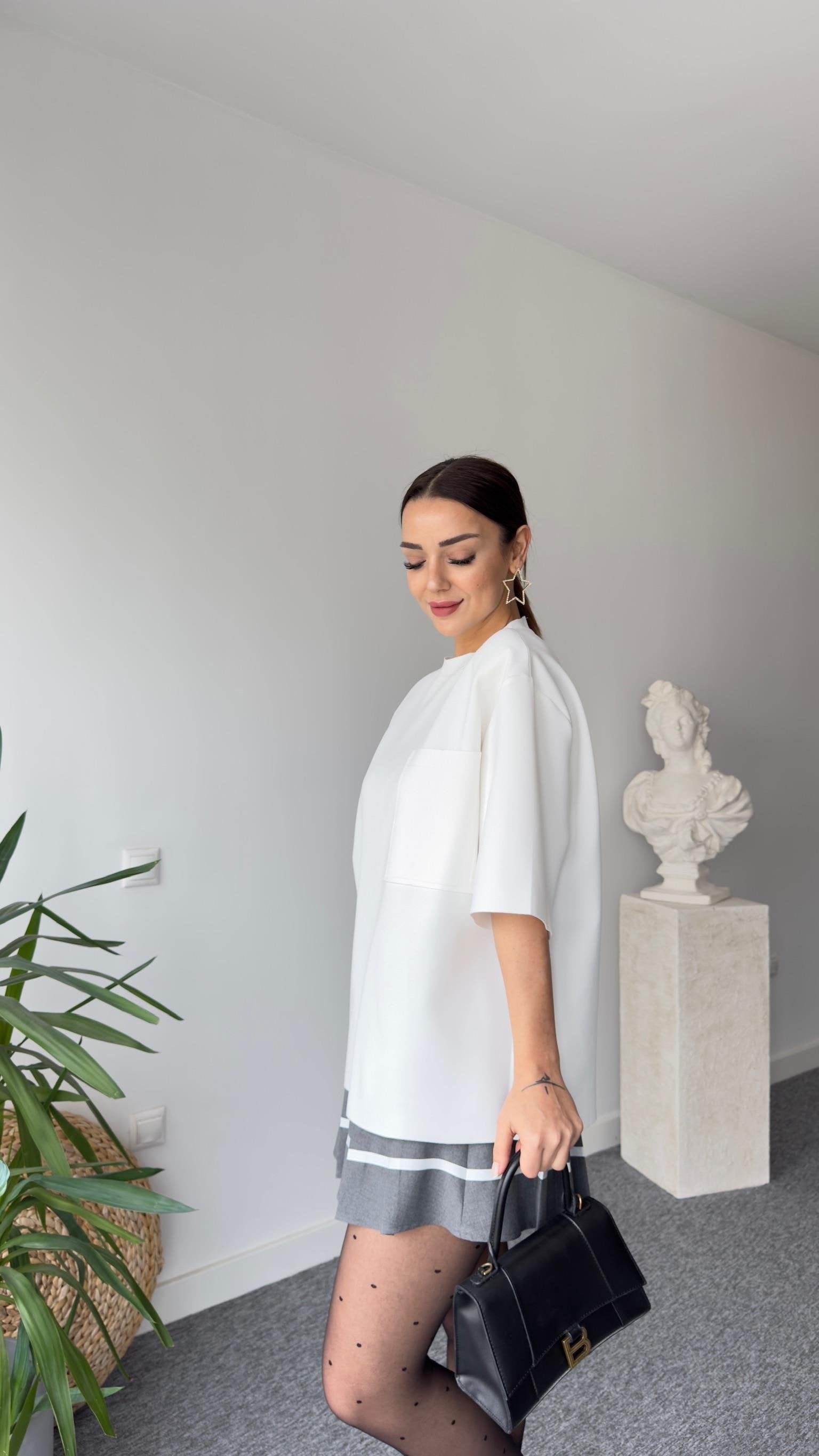 Back Zippered Zra Model Padded White Blouse