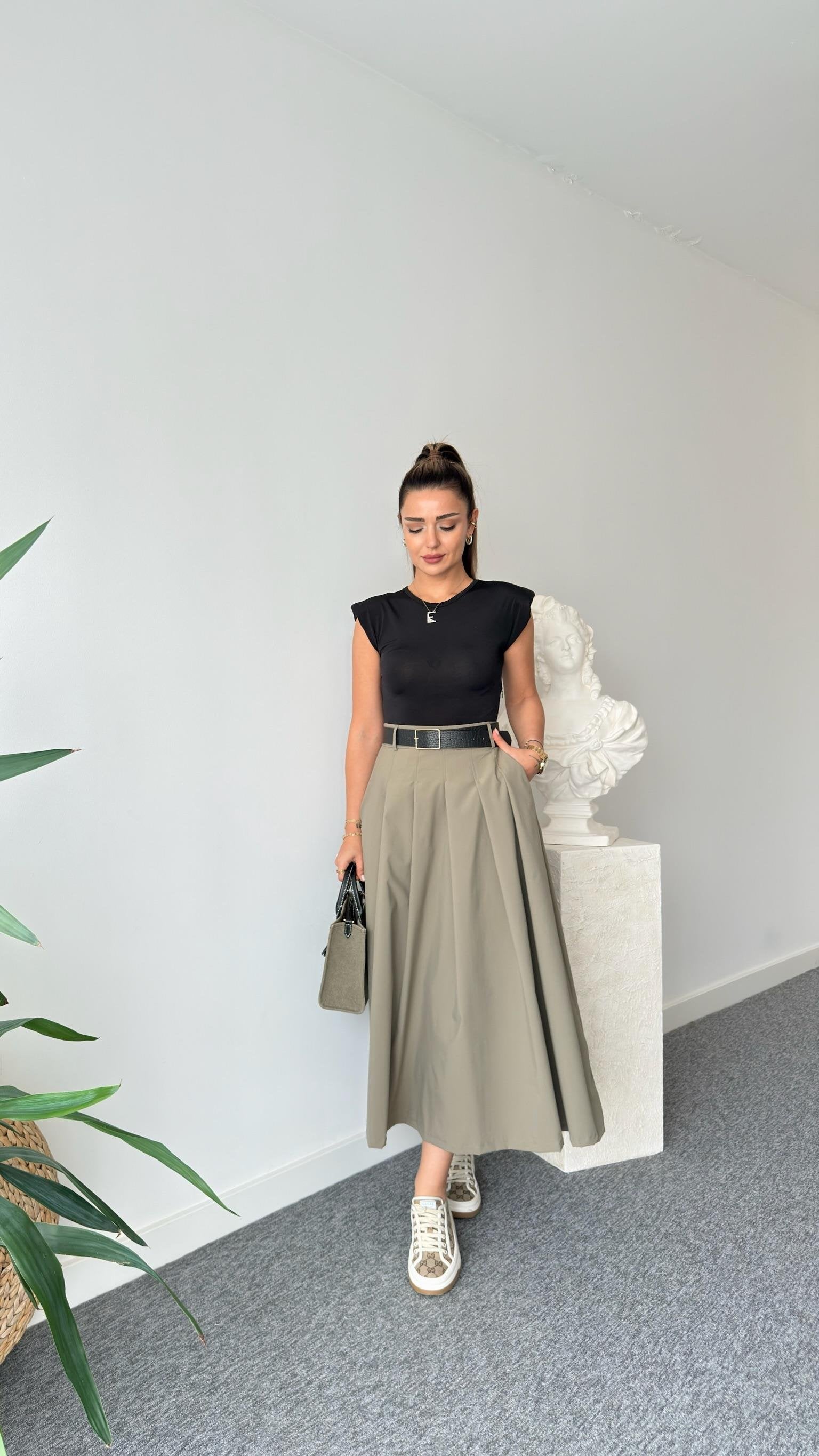 Green Brek Zra Model Belted Contrast Dress