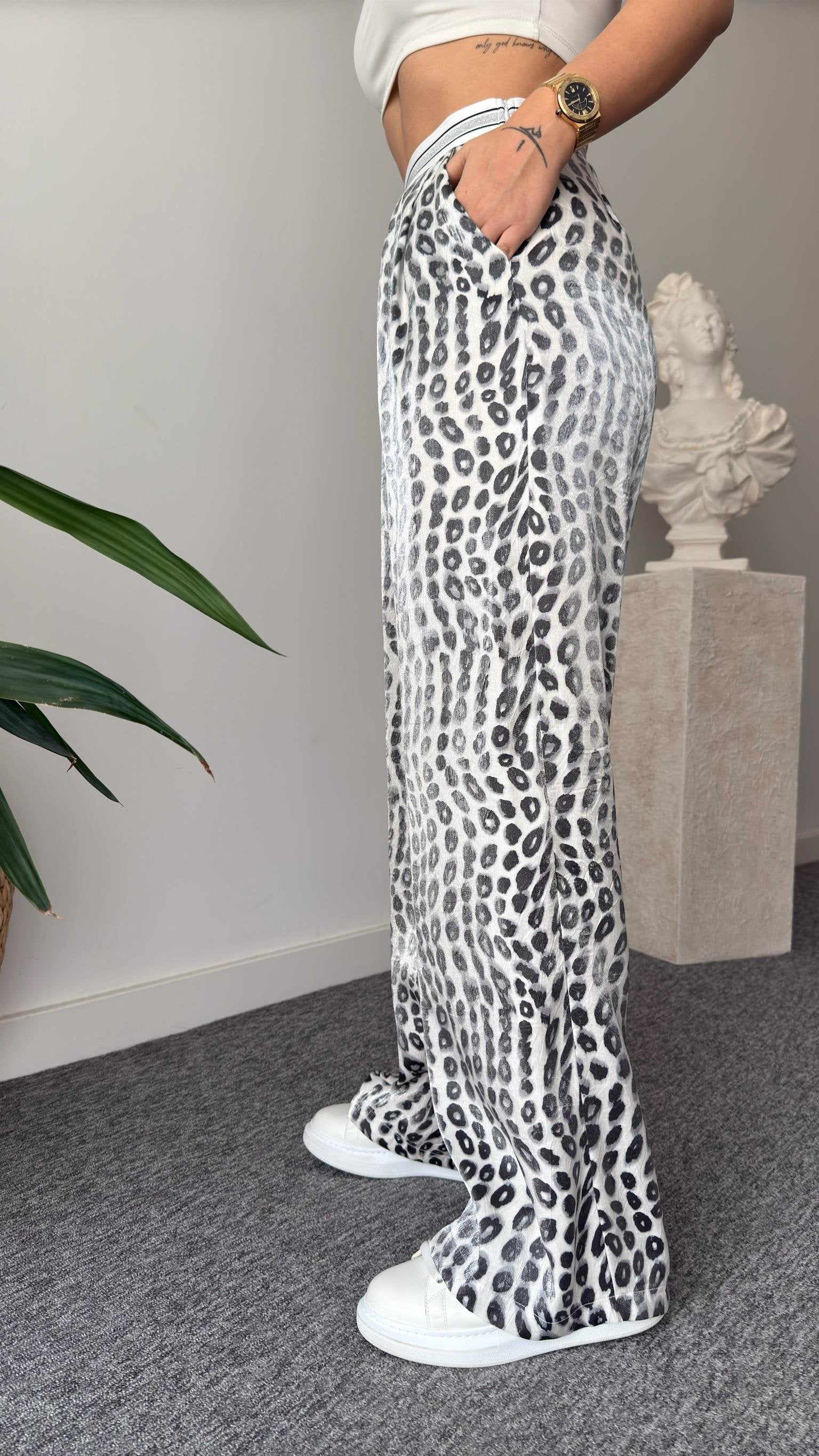 Kuel Elastic Waist Patterned Trousers