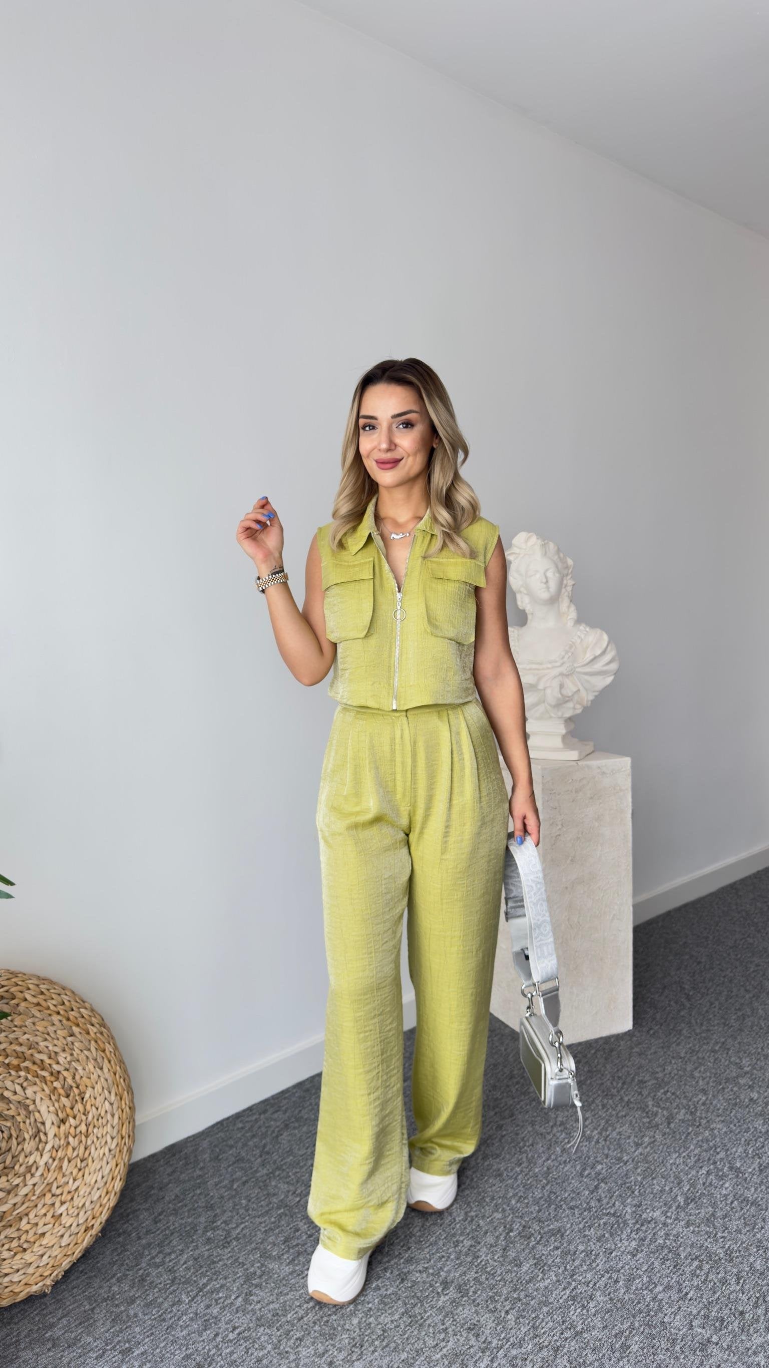 Gjen Zippered Olive Two Piece Suit