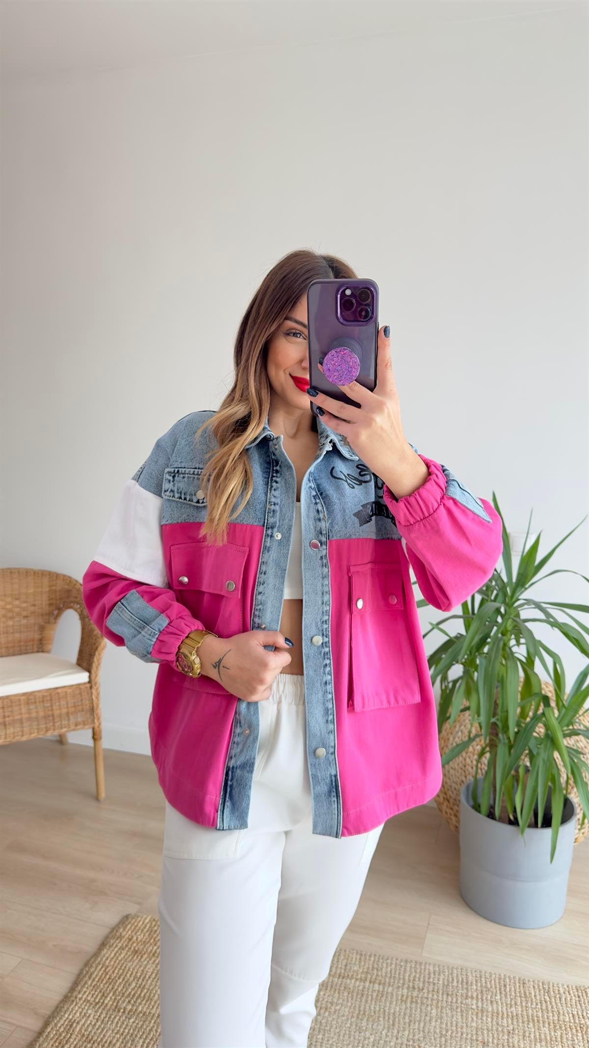 Two-Tone Design Jacket with Back Writing