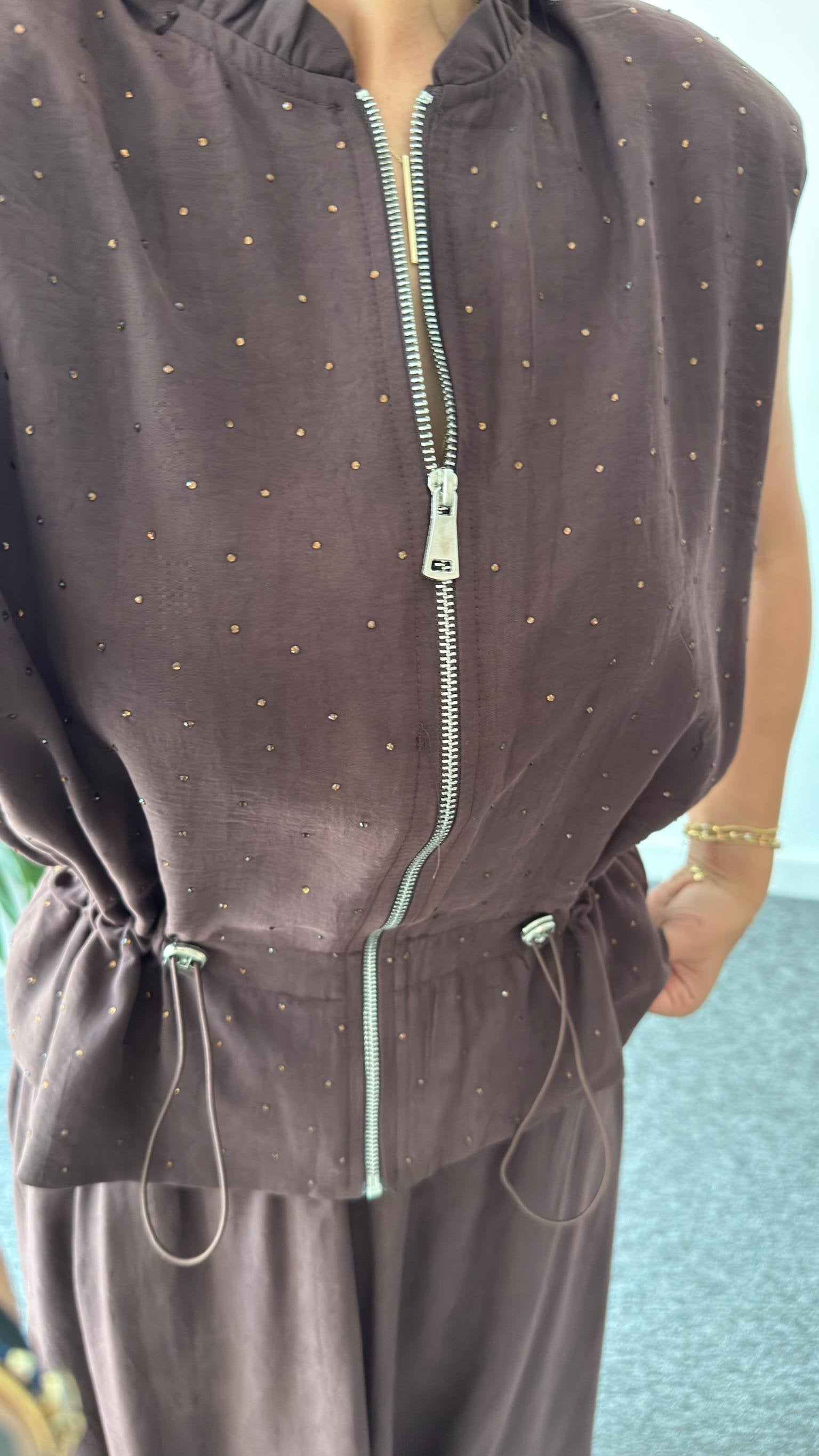 Brown Quen Stone Detailed Tencel Skirt Suit