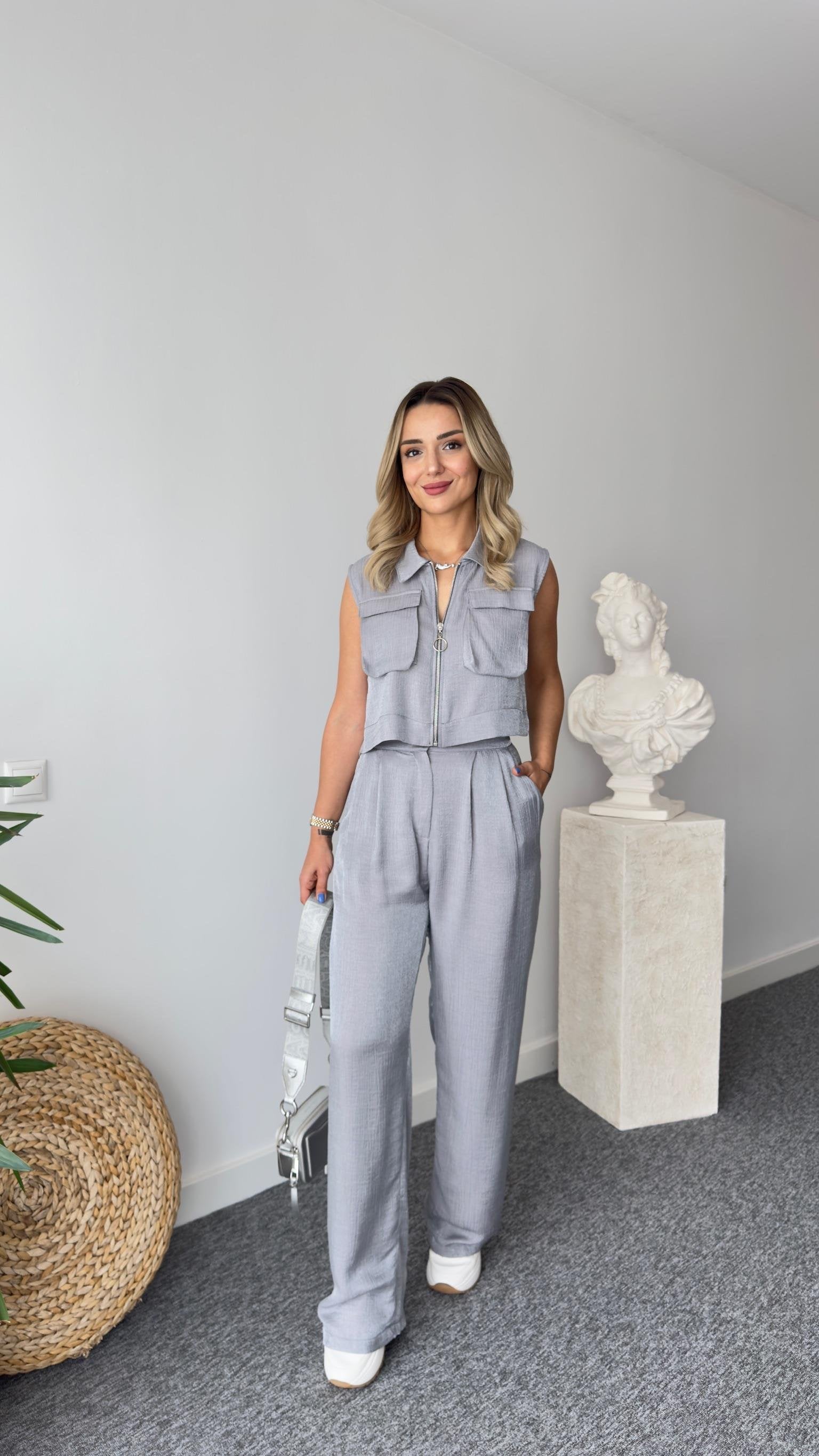 Gjen Zippered Gray Two-Piece Suit