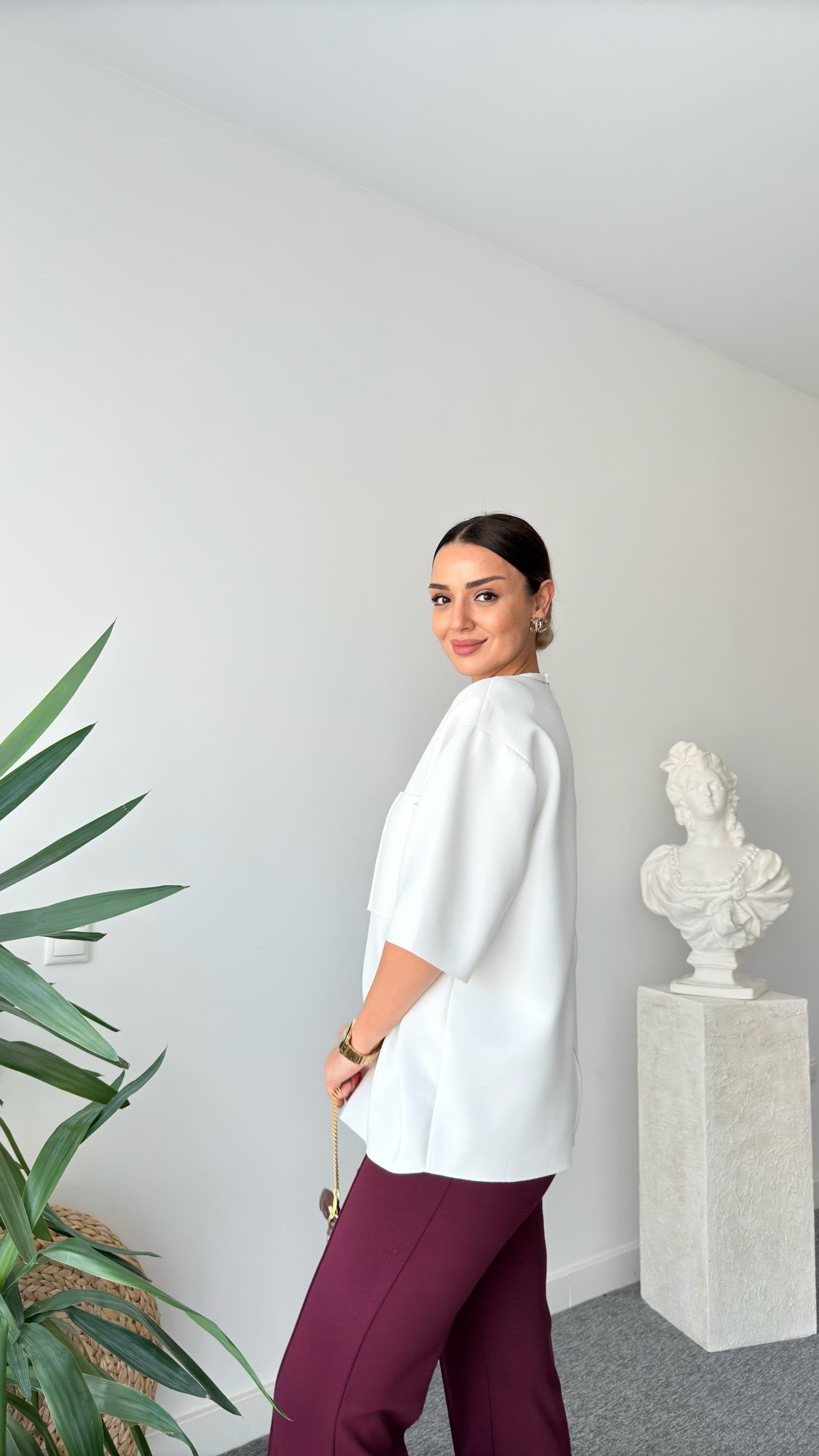 Back Zippered Zra Model Padded White Blouse