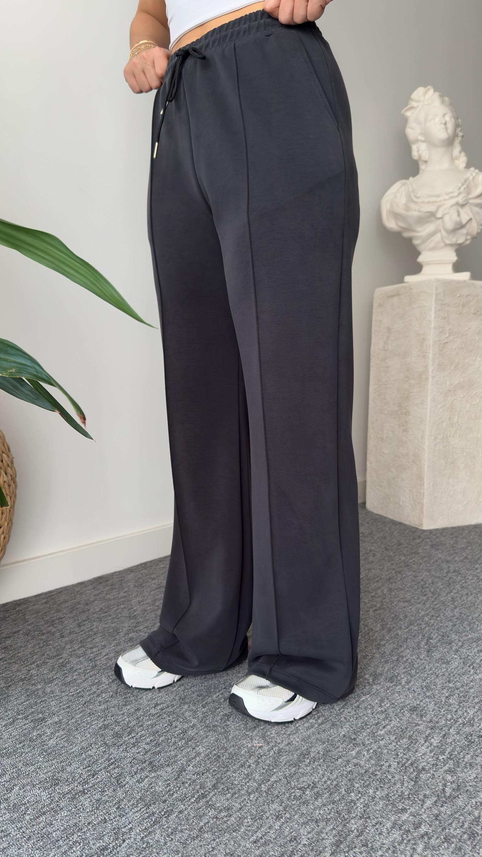 Anthracite Mage Half Zippered Oys Modal Suit