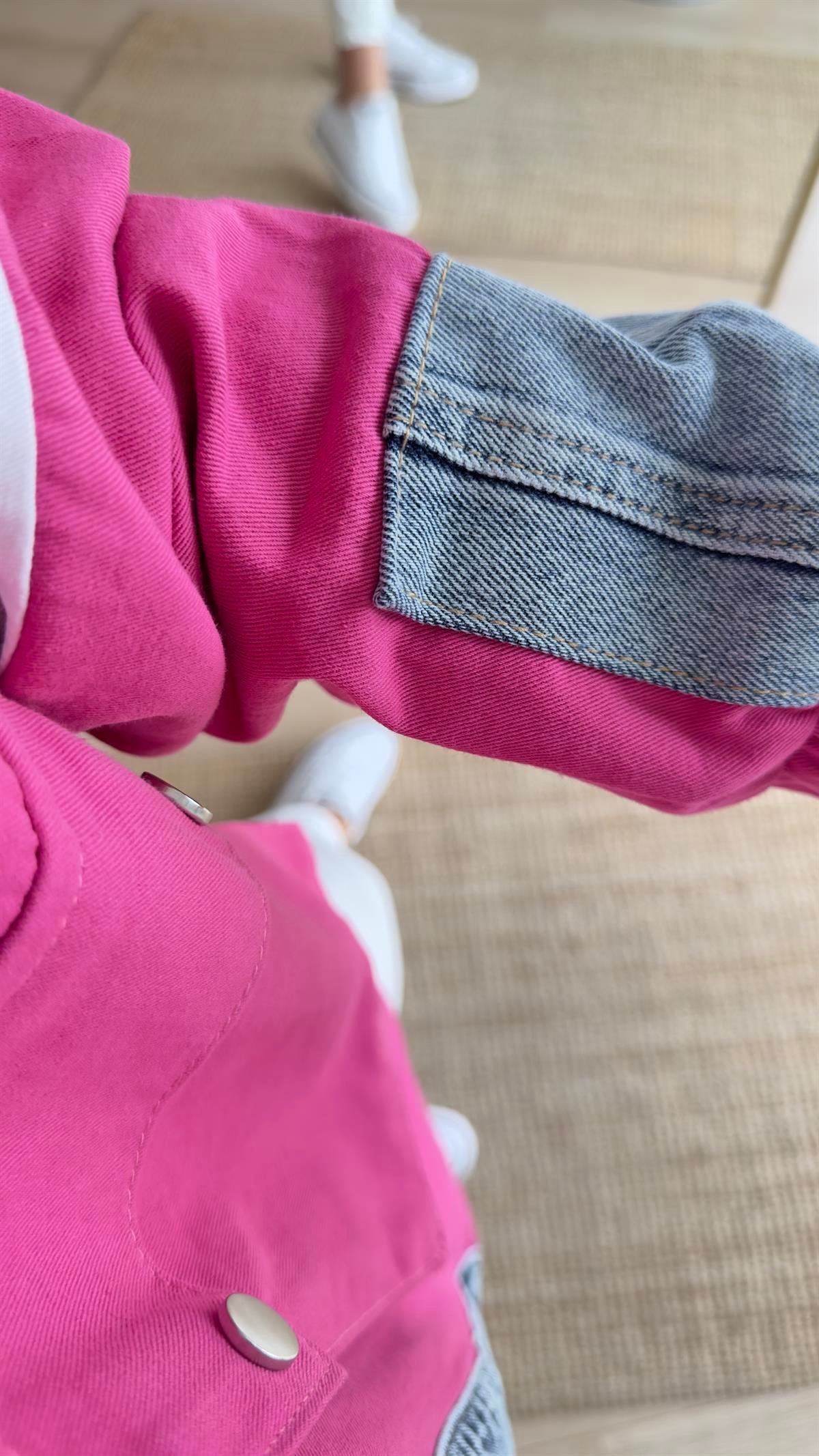 Two-Tone Design Jacket with Back Writing