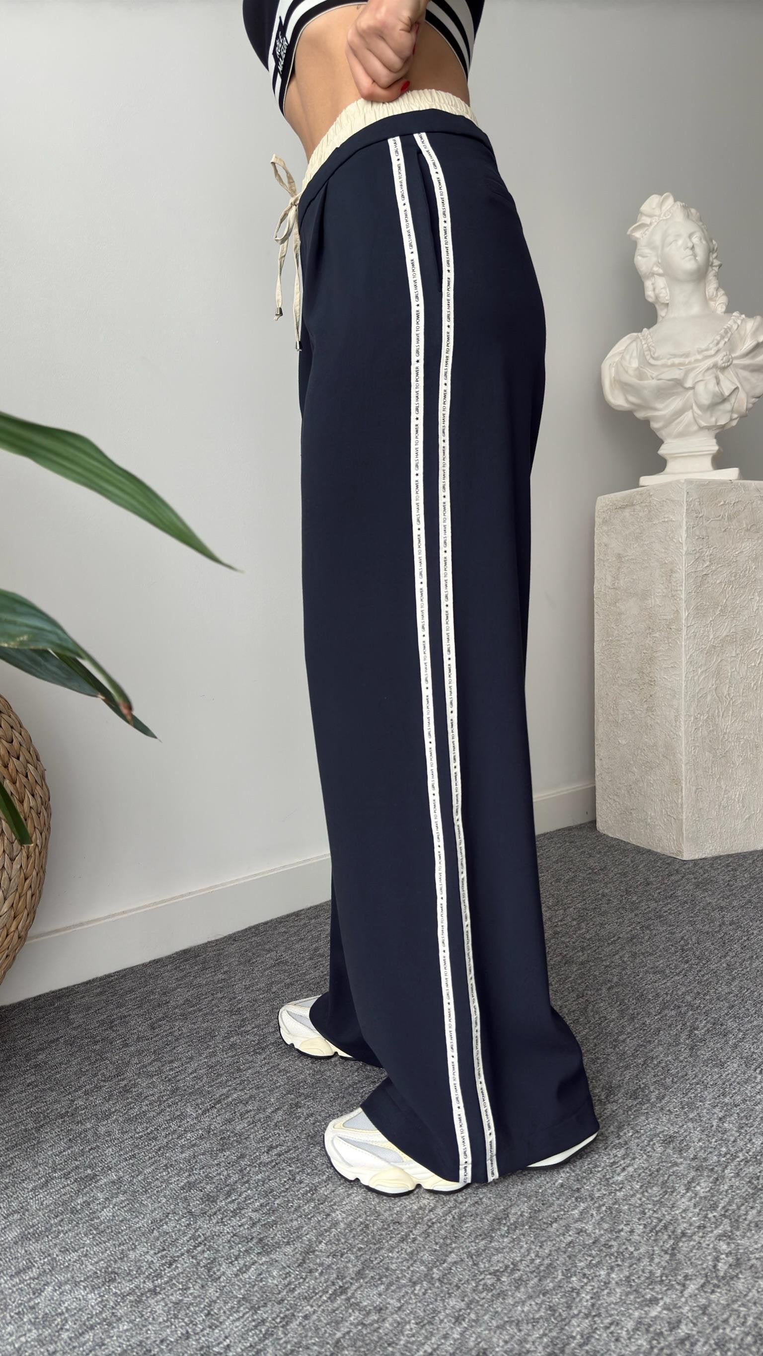 Festa Waist Parachute Garnish Striped Trousers