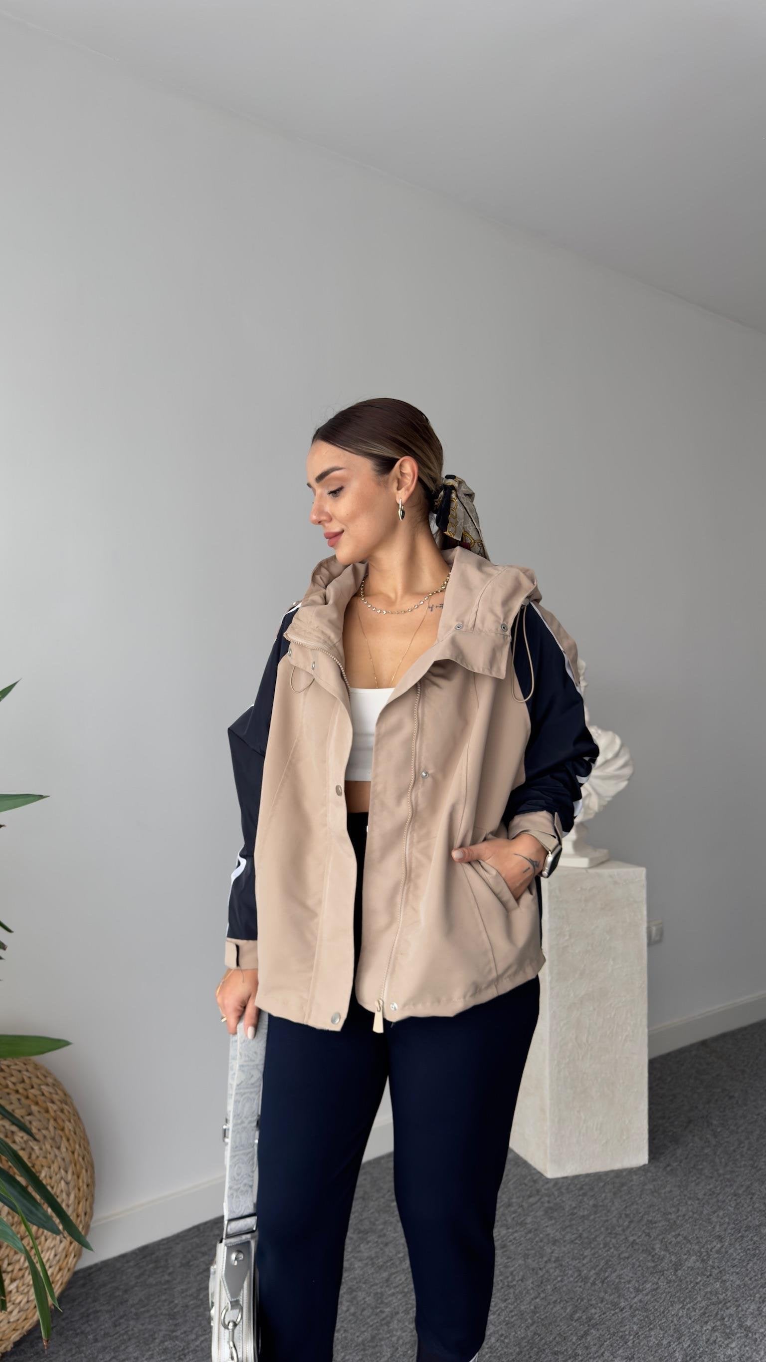 Geof Striped Sleeve Hooded Beige Jacket