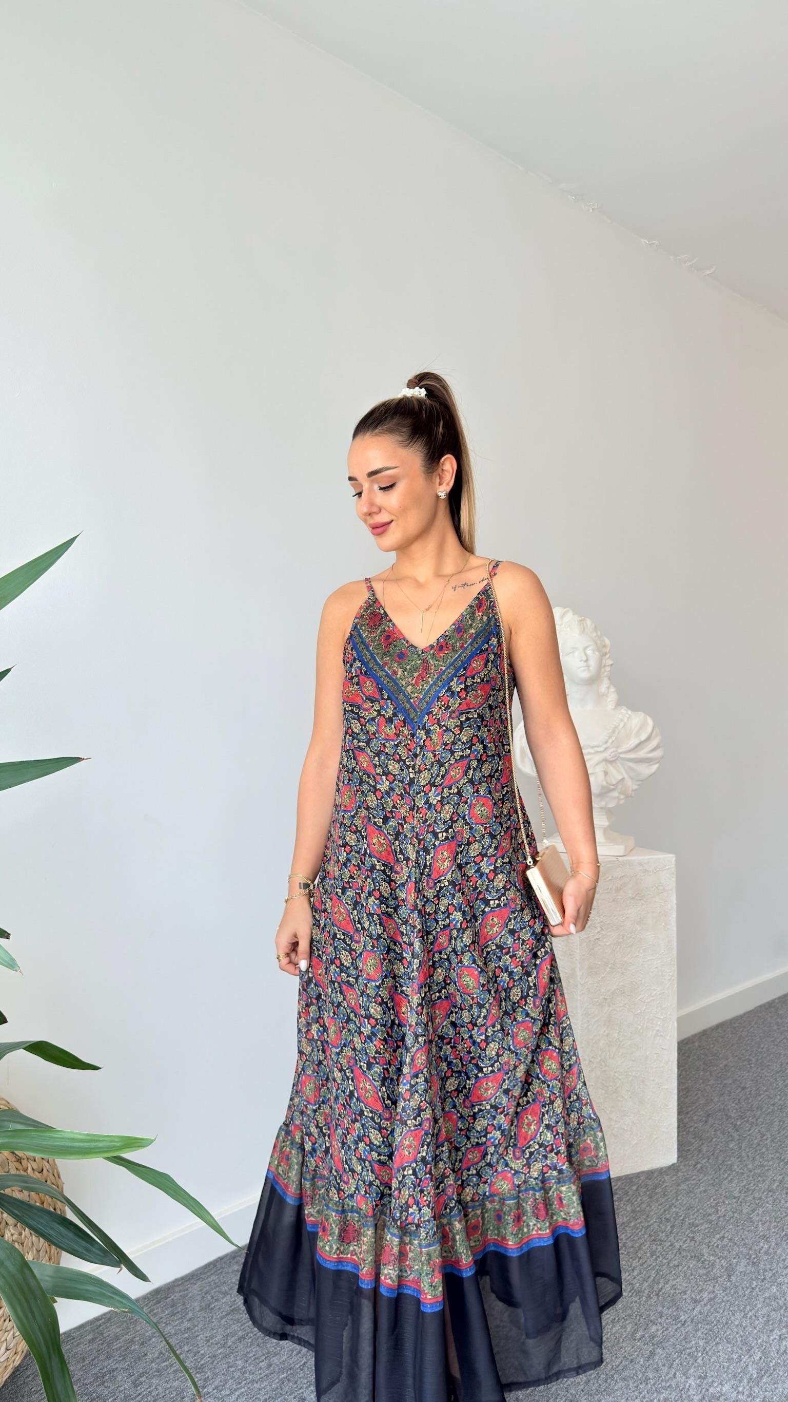 Vela Zra Model Floral Patterned Chiffon Dress
