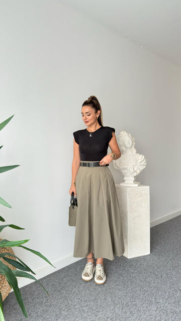 Green Brek Zra Model Belted Contrast Dress