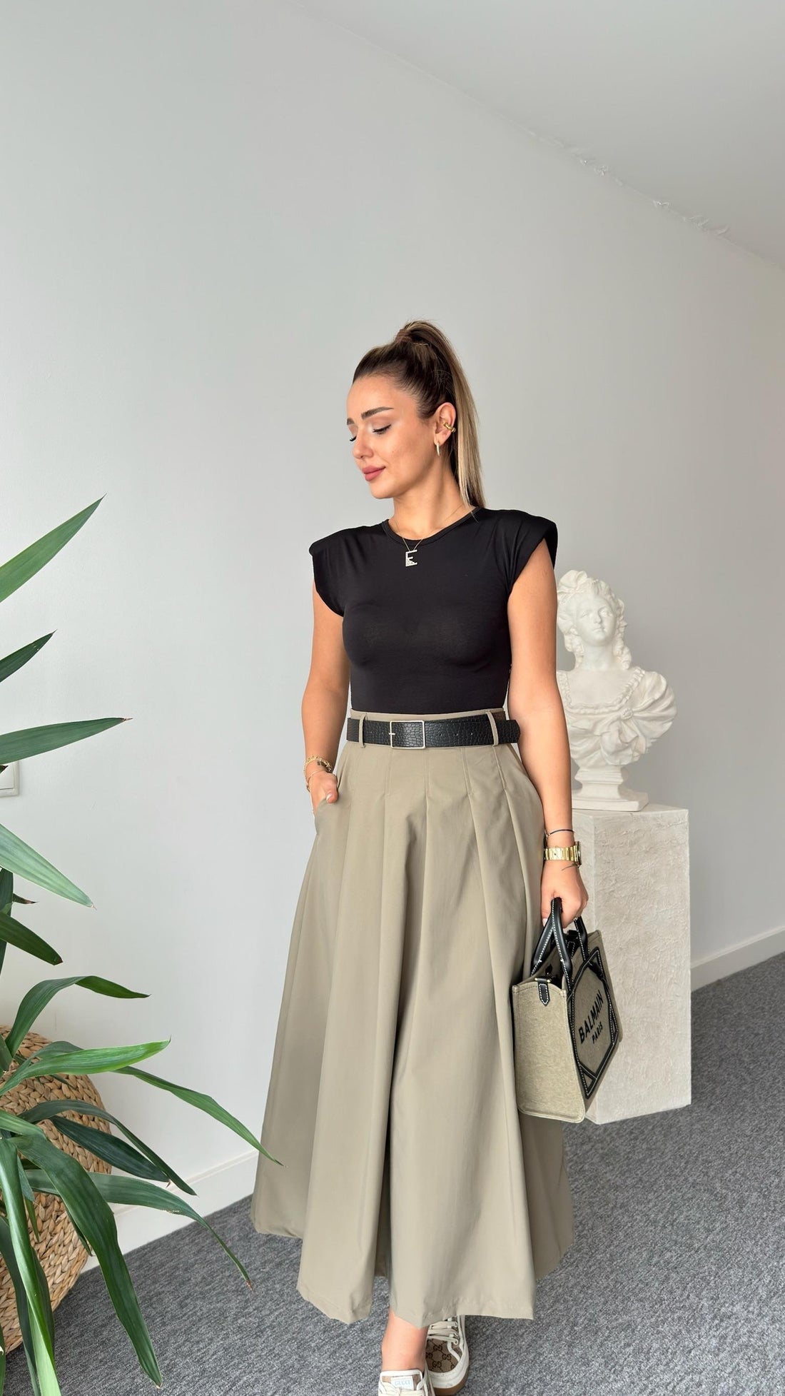 Green Brek Zra Model Belted Contrast Dress