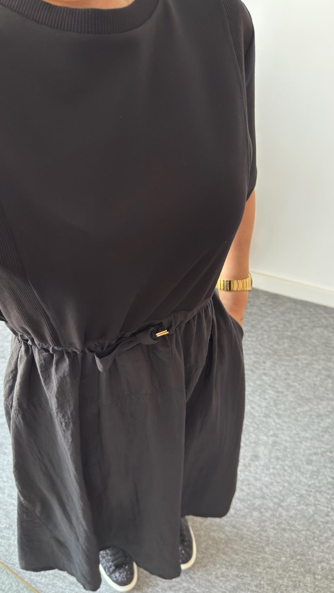 Entra Original Model Black Dress