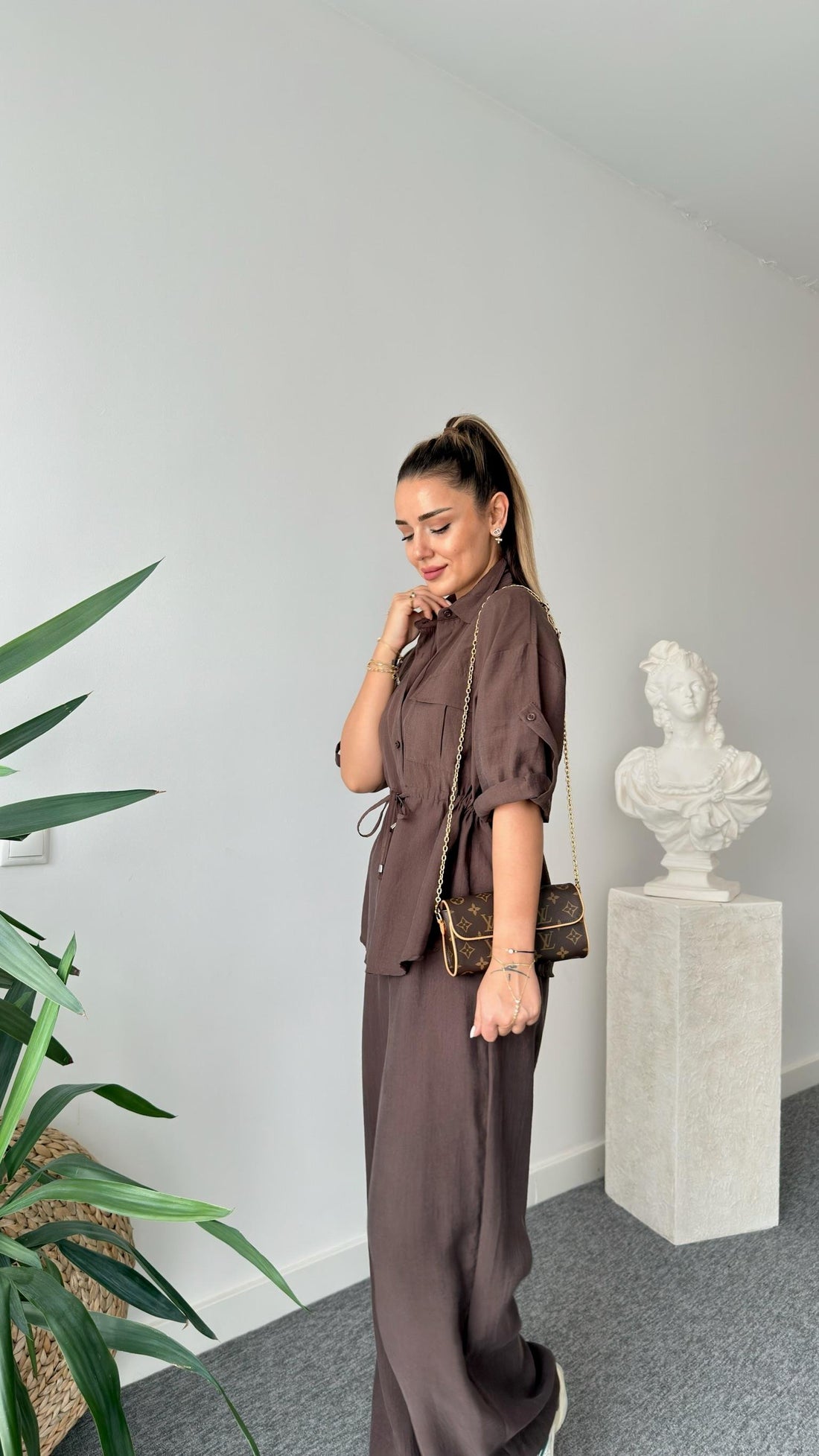 Brown Breva Waist Pleated Tencel Suit