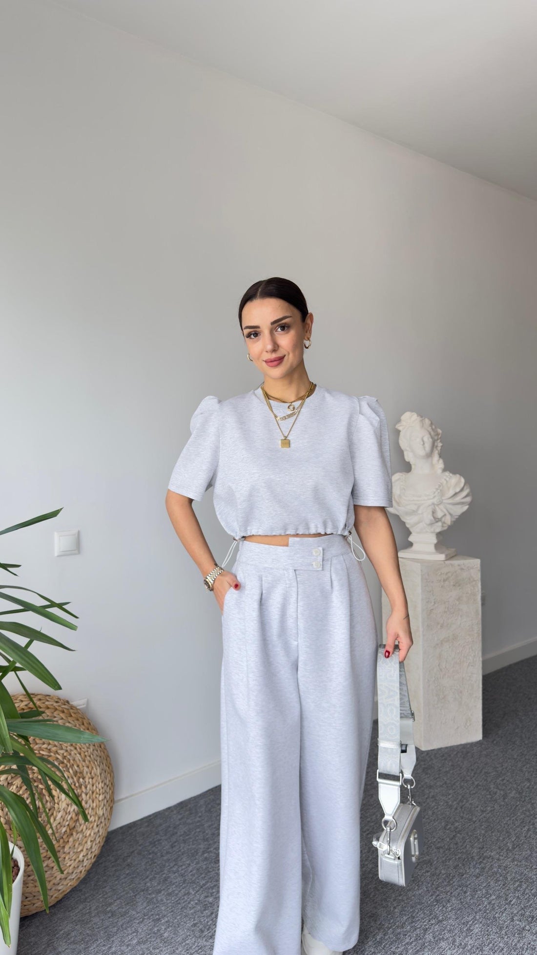 Mande Balloon Sleeve Gray T-shirt