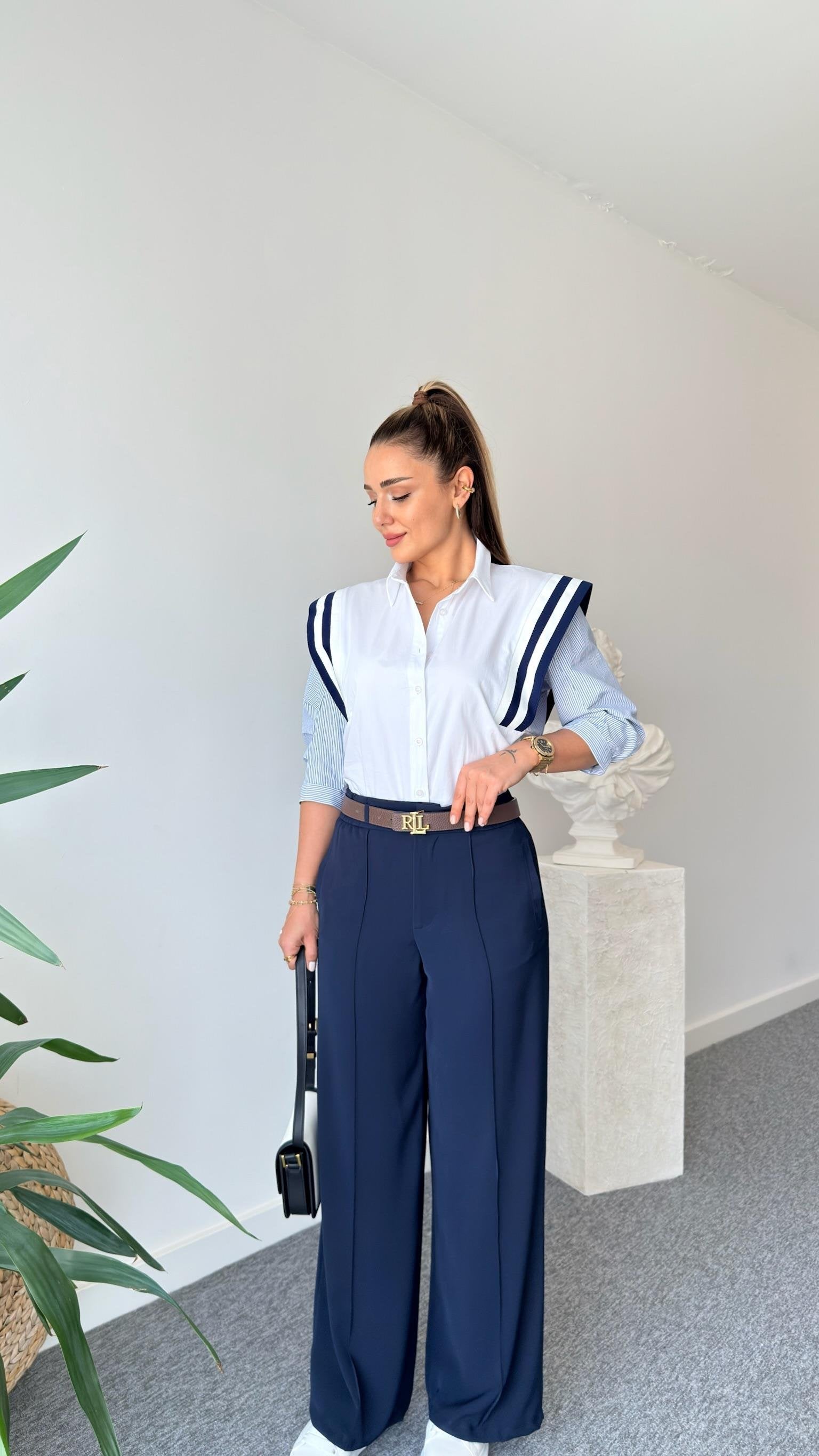 Pref Ribbed White Shirt