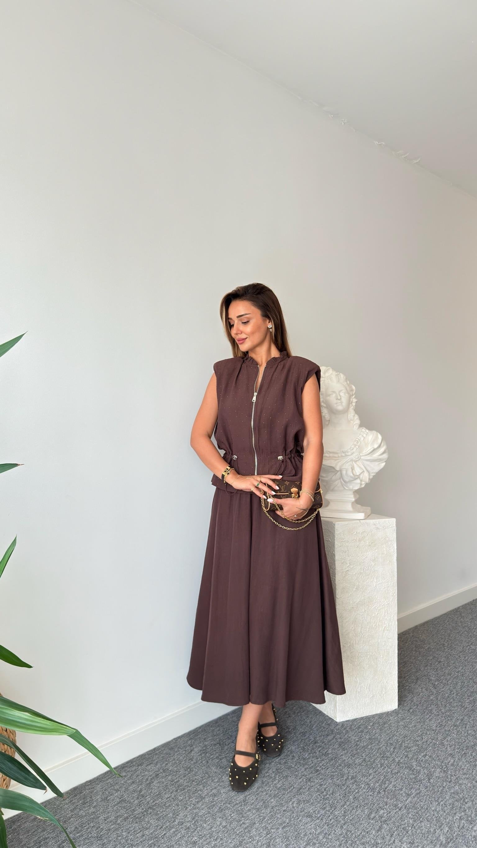 Brown Quen Stone Detailed Tencel Skirt Suit