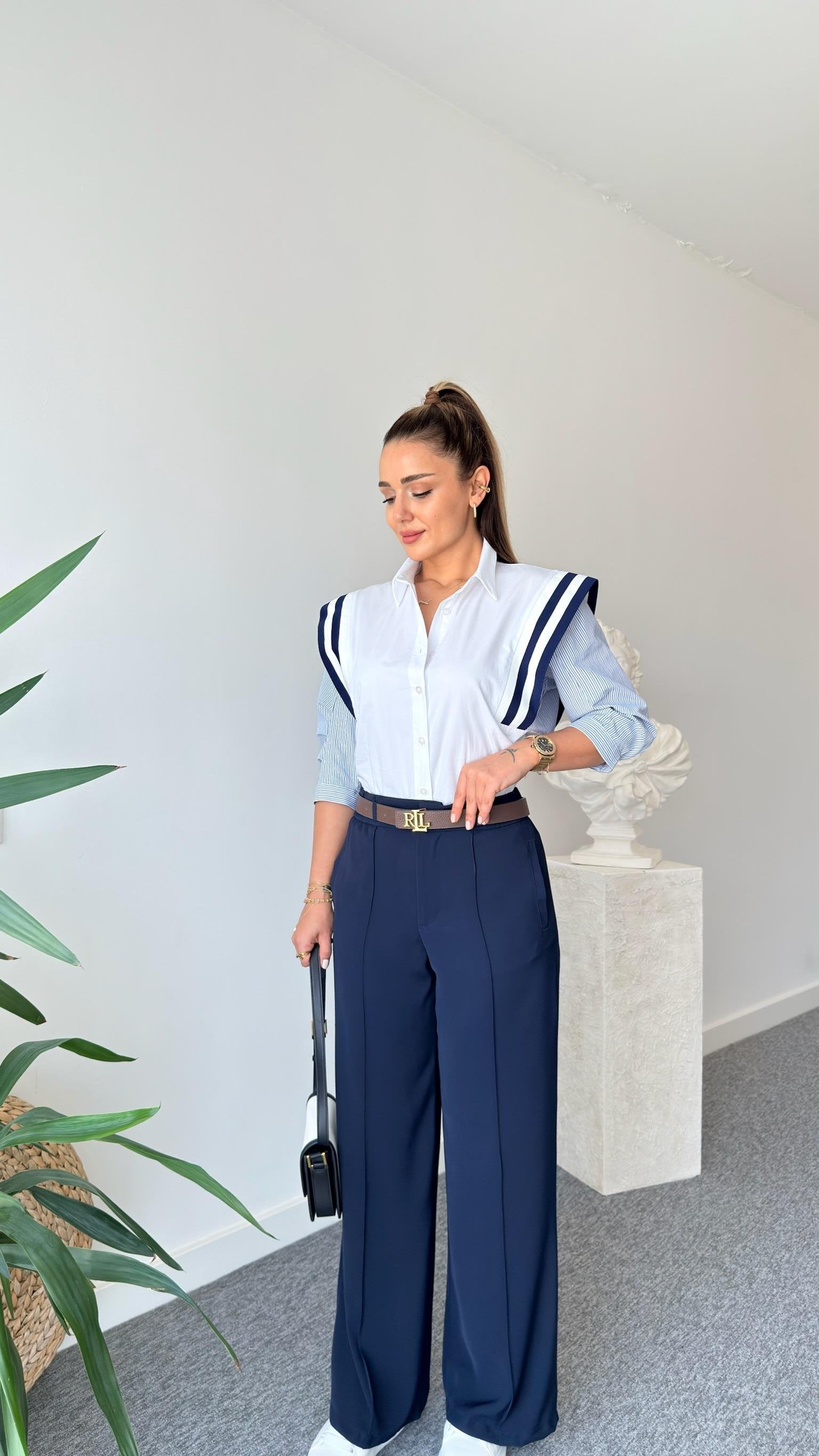 Pref Ribbed White Shirt