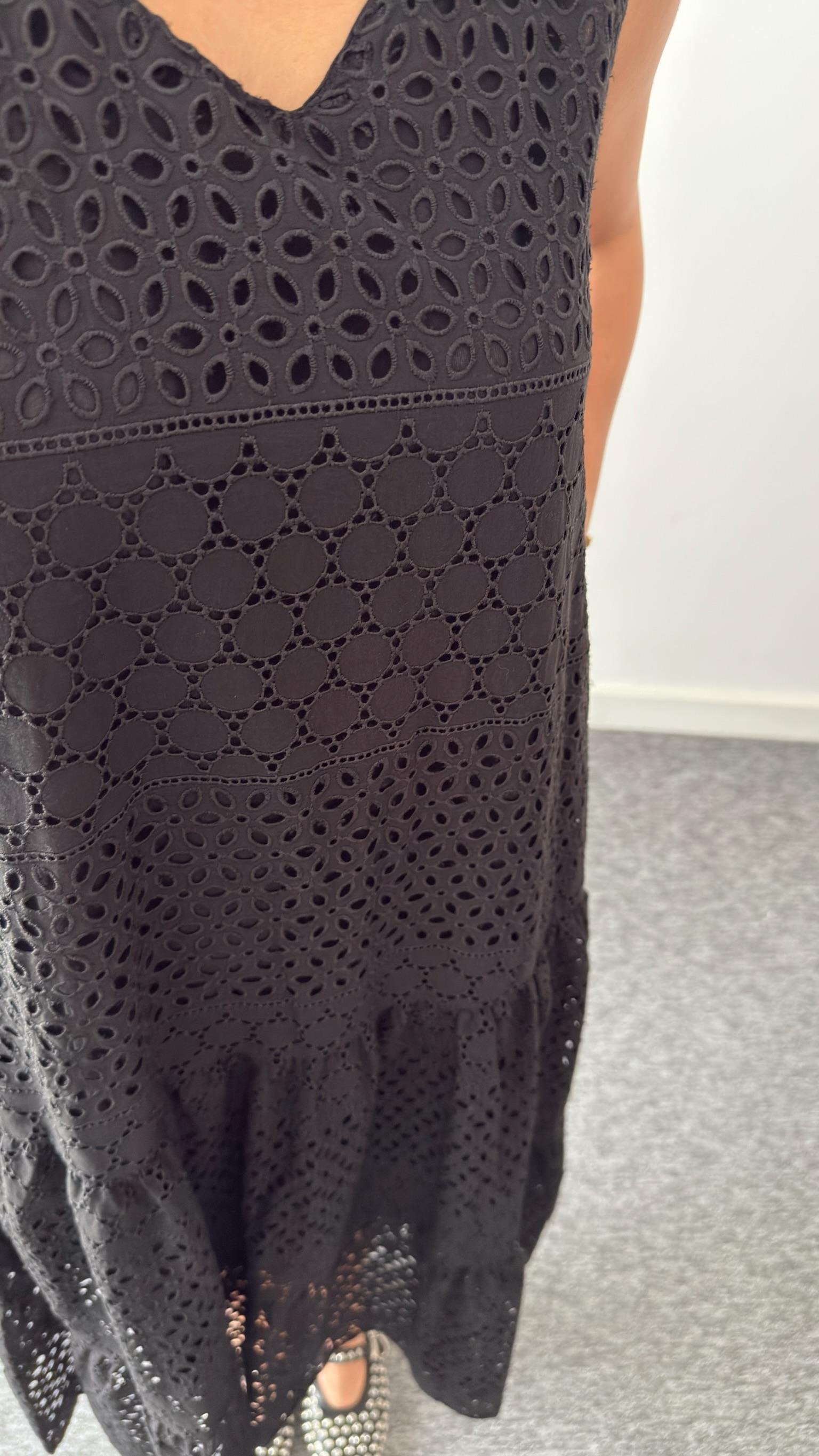 Black Oslo V-Neck Cutaway Dress