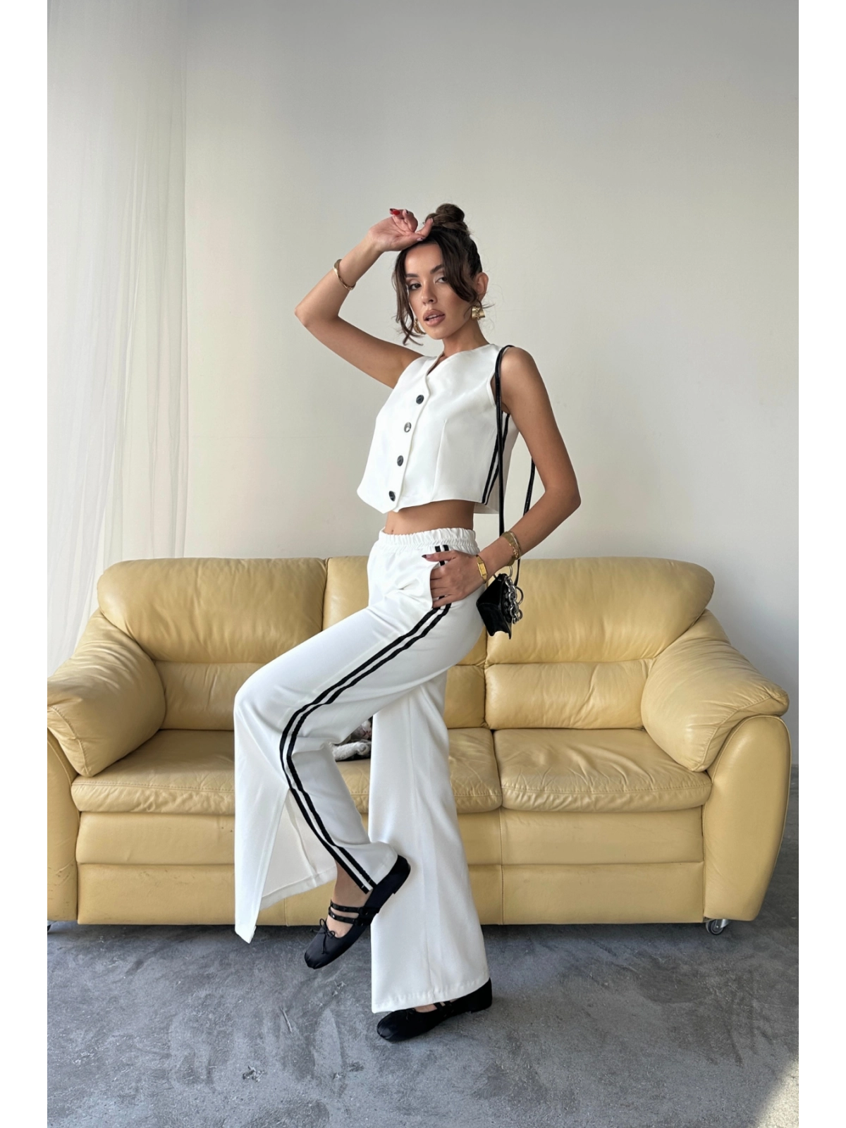 CROP VEST