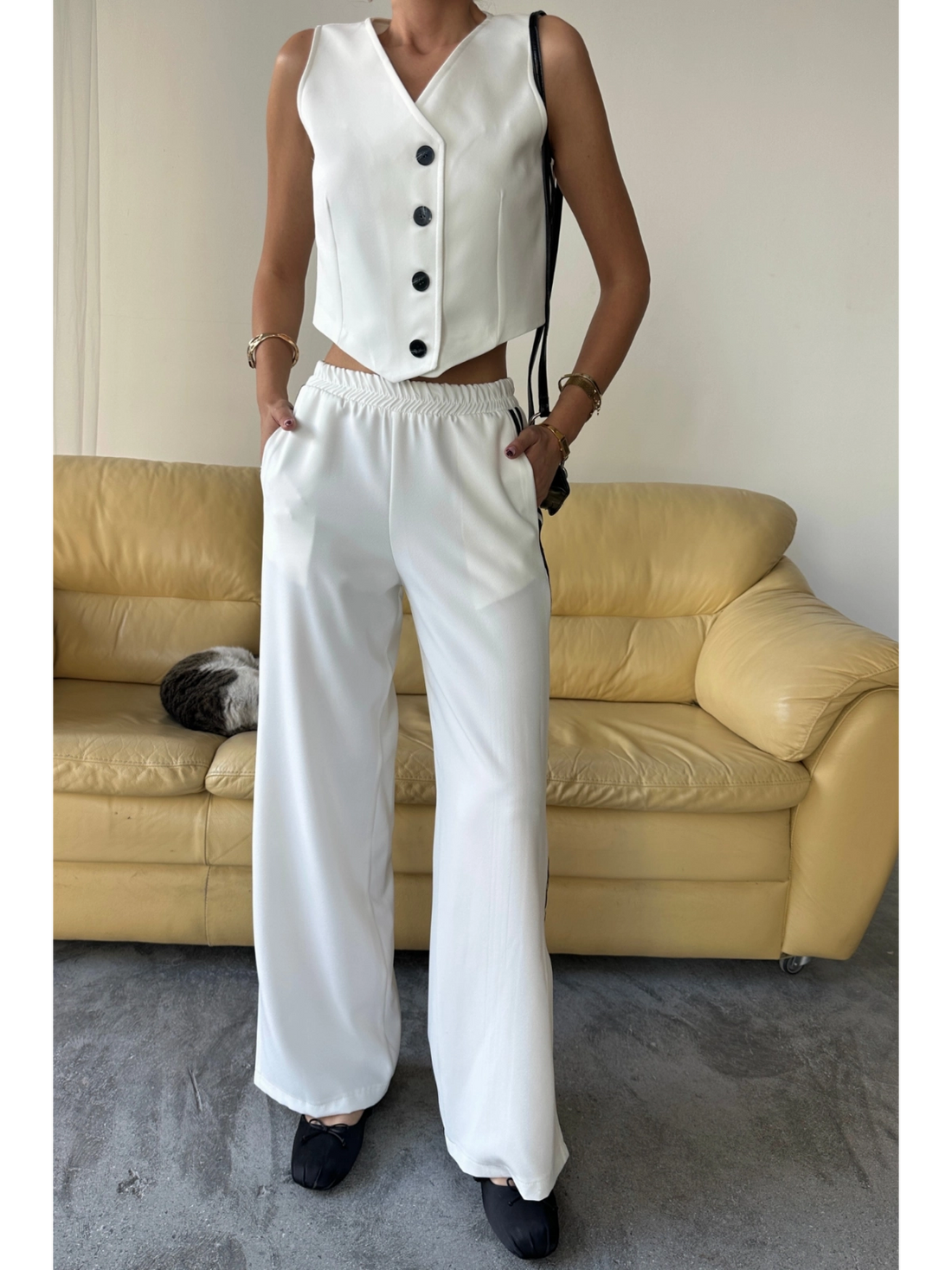 CROP VEST