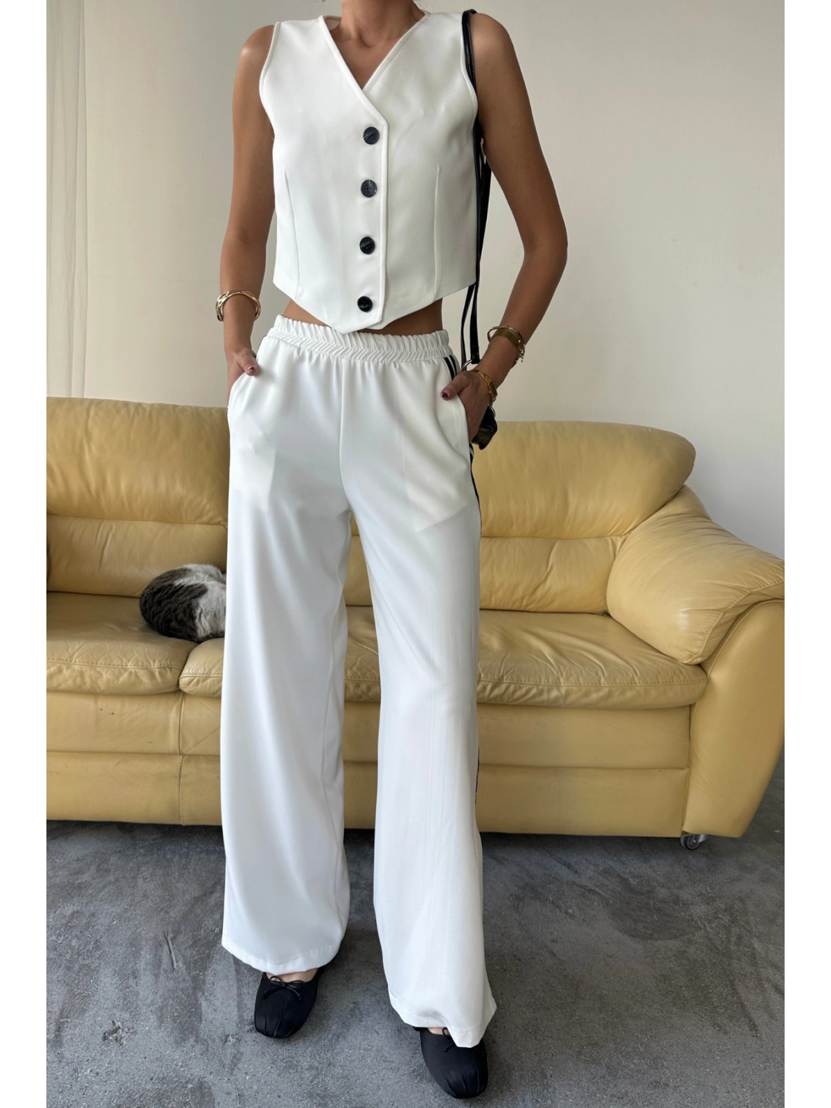 CROP VEST