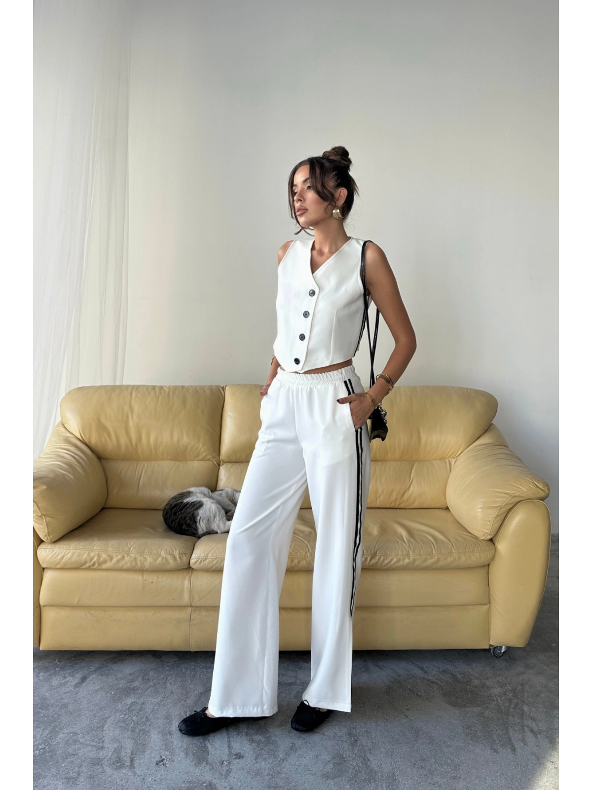 CROP VEST