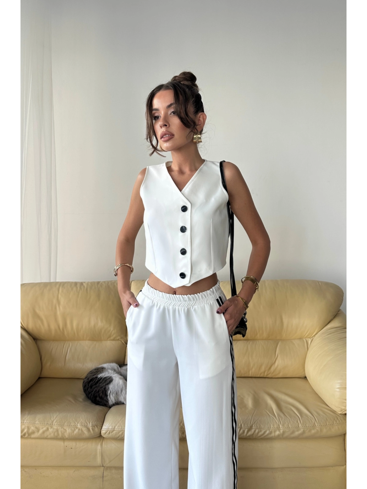 CROP VEST