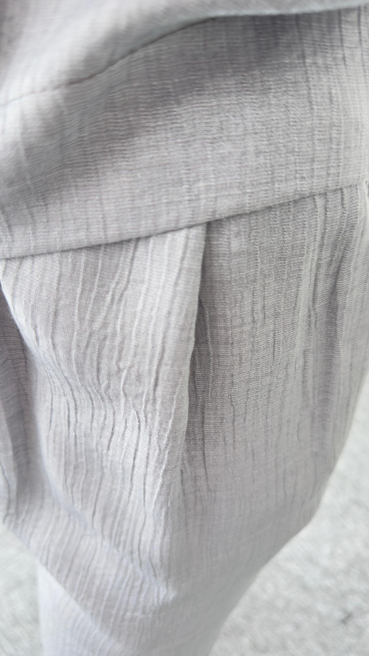 Gjen Zippered Gray Two-Piece Suit