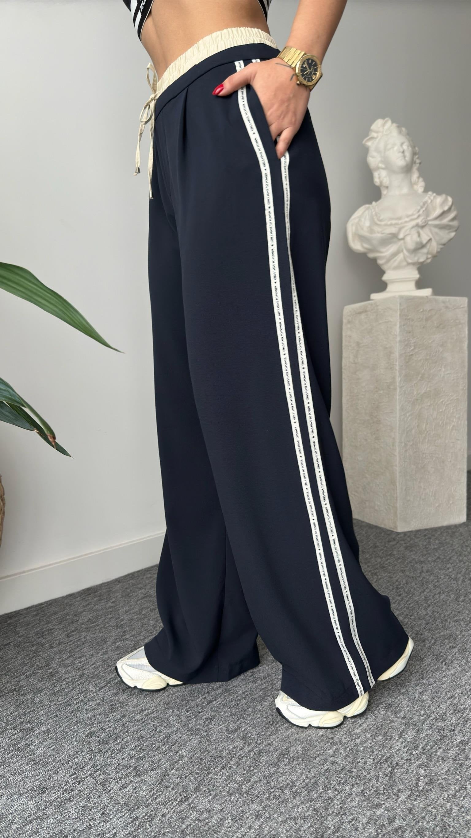 Festa Waist Parachute Garnish Striped Trousers