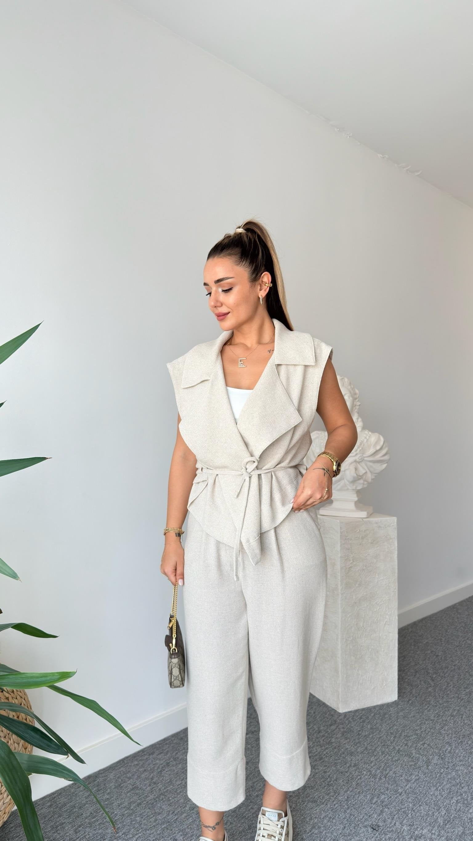 Weren Vested Natur Linen Suit