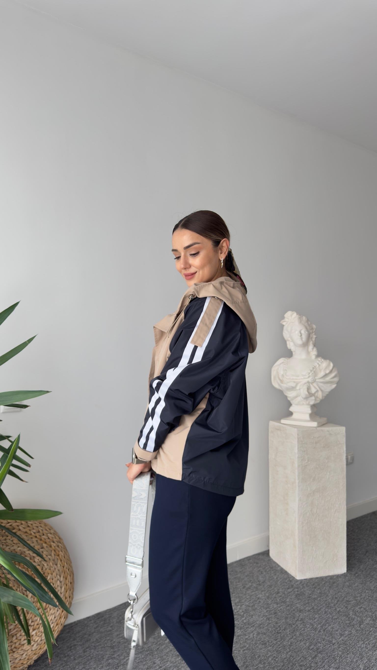 Geof Striped Sleeve Hooded Beige Jacket