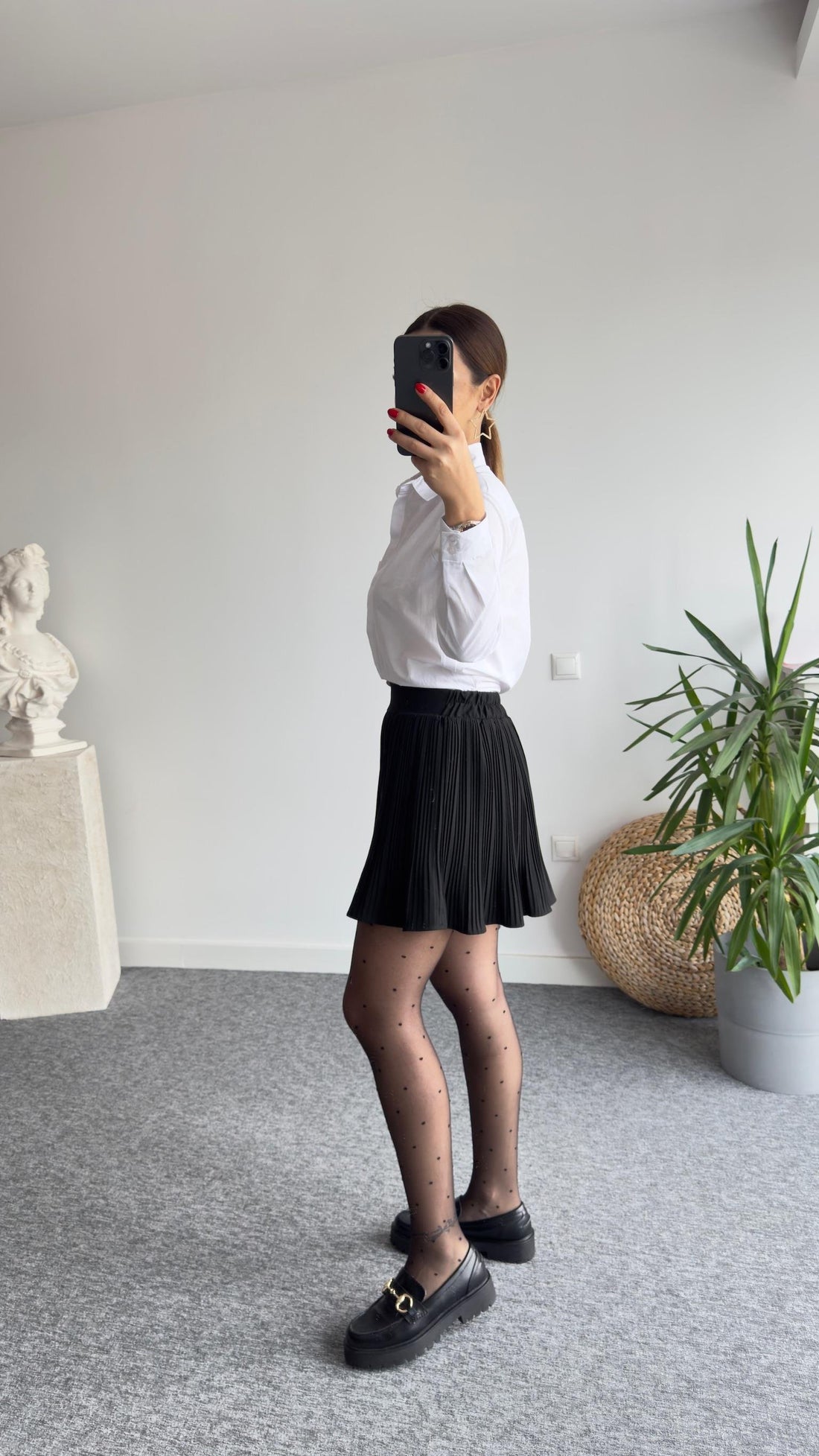 Motta Black Pleated Short Skirt