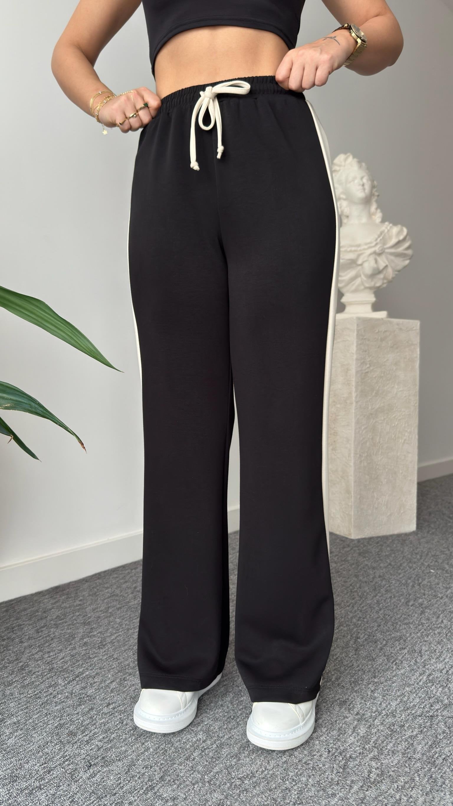 Pavel Short Sleeve Garnished Modal Suit