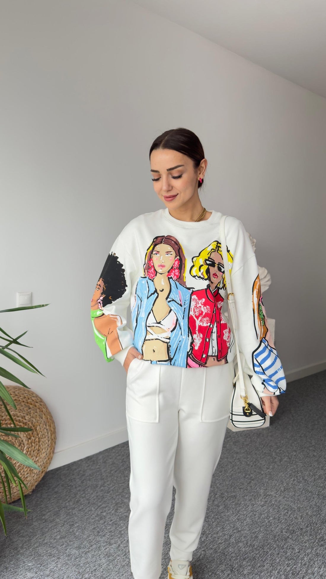 Colorful Girl Printed White Sweatshirt