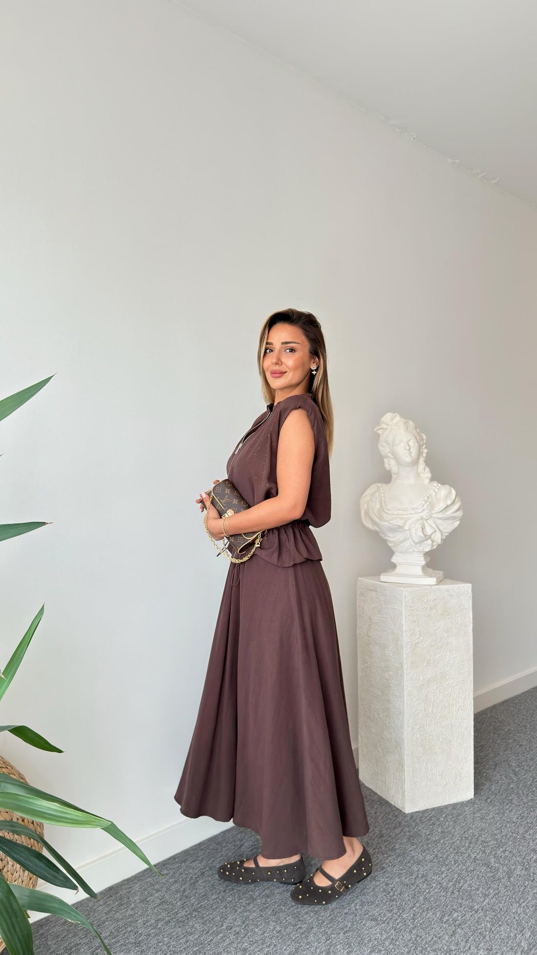 Brown Quen Stone Detailed Tencel Skirt Suit