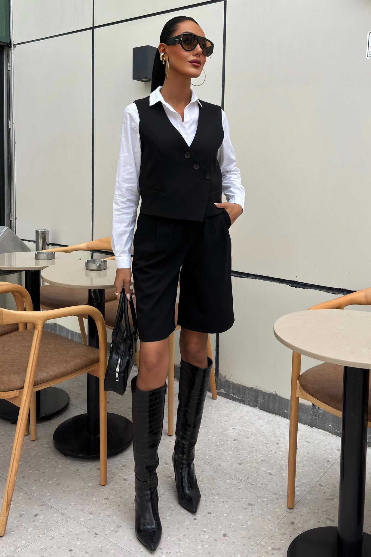 Vest Suit with Cross Buttons and Bermuda Shorts Black