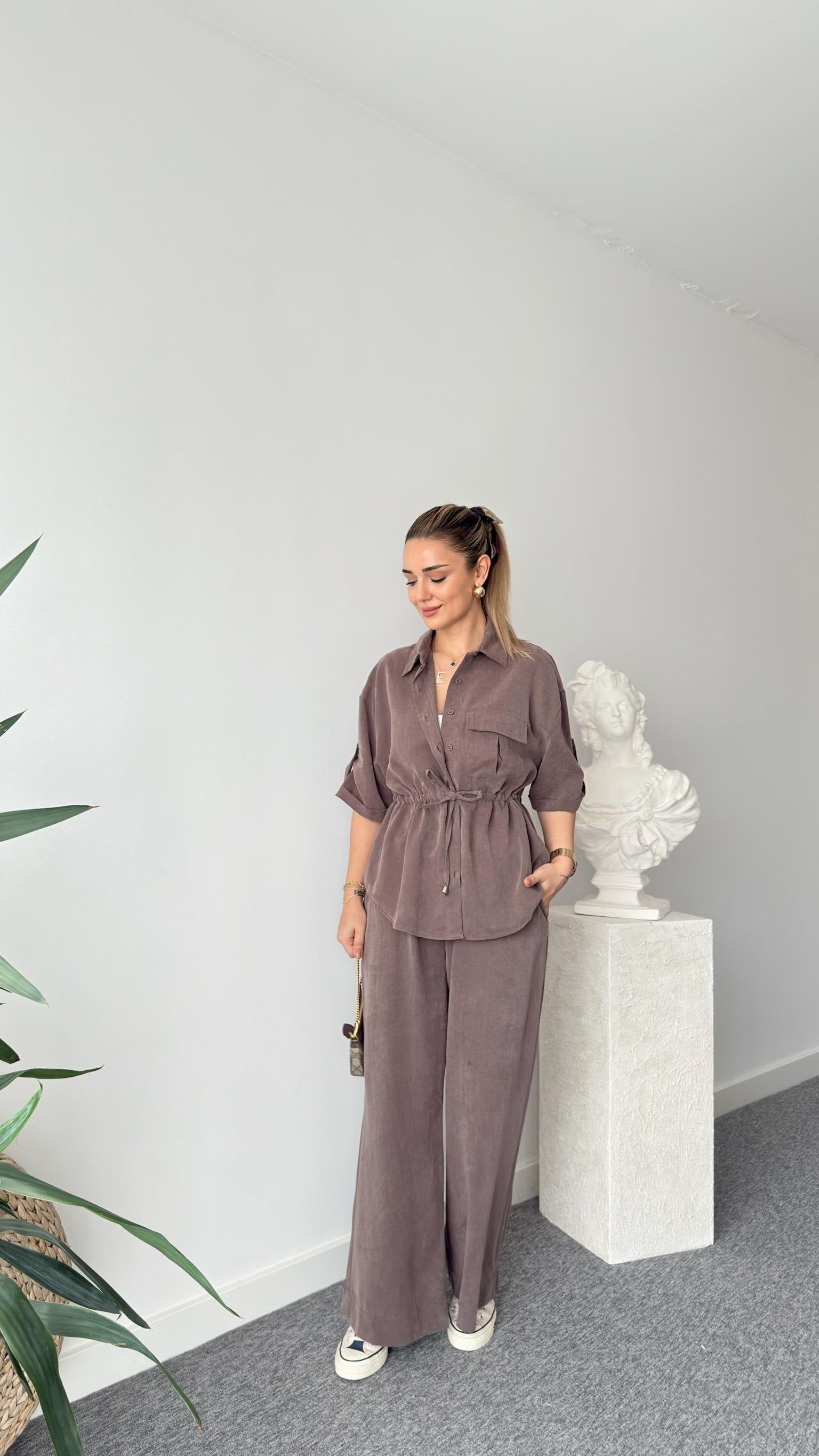 Brown Neva Waist Pleated Tencel Suit