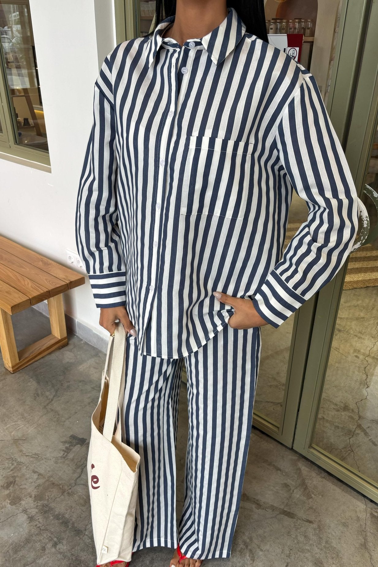 Casual Striped Suit with Pocket Detail Black
