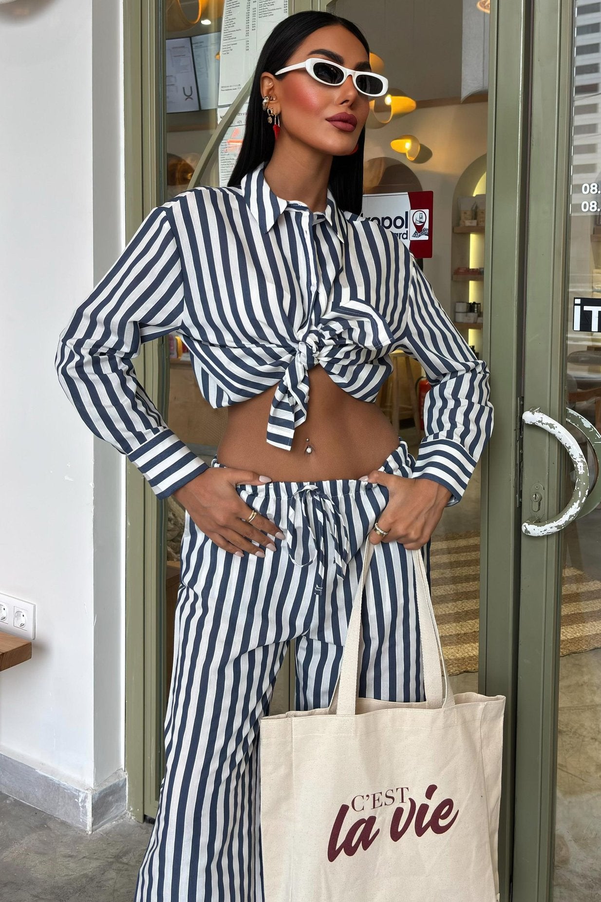 Casual Striped Suit with Pocket Detail Black
