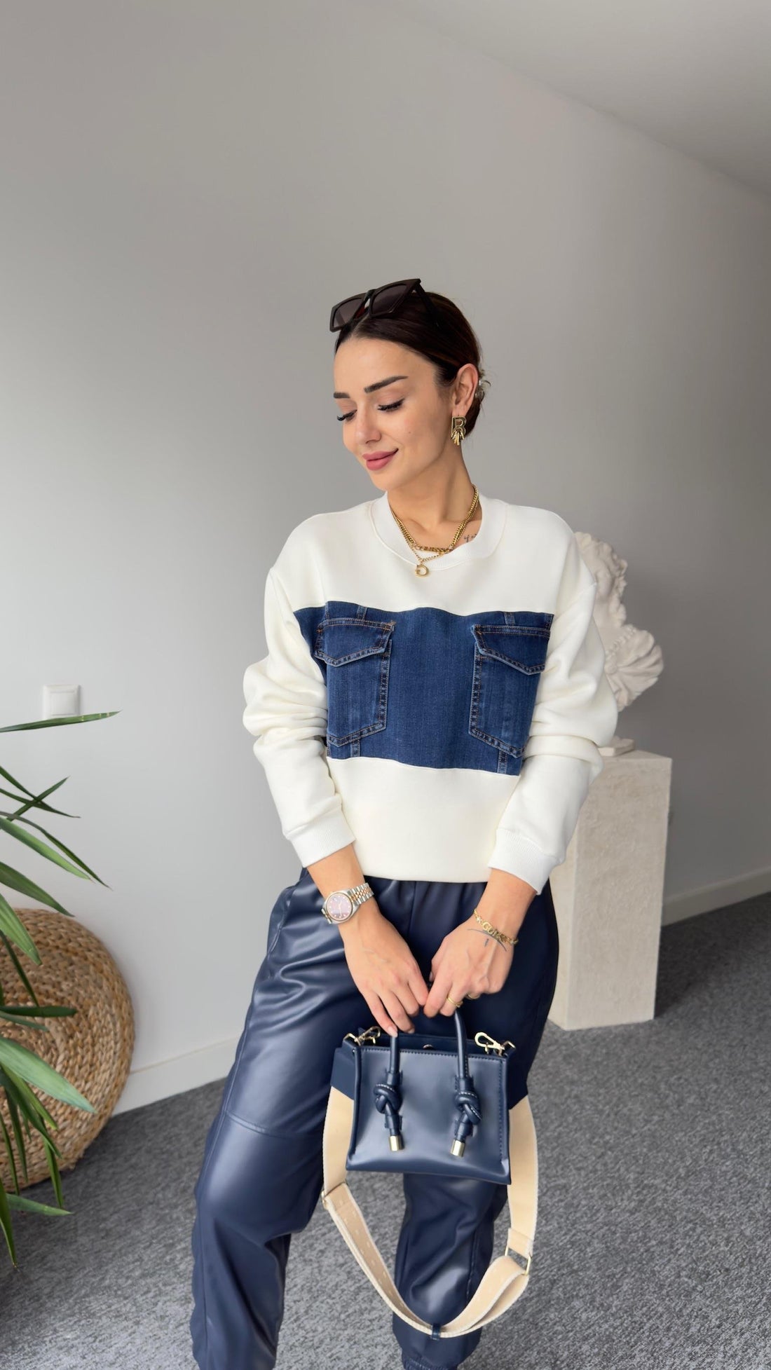 Twst Model Denim Detail White Sweat