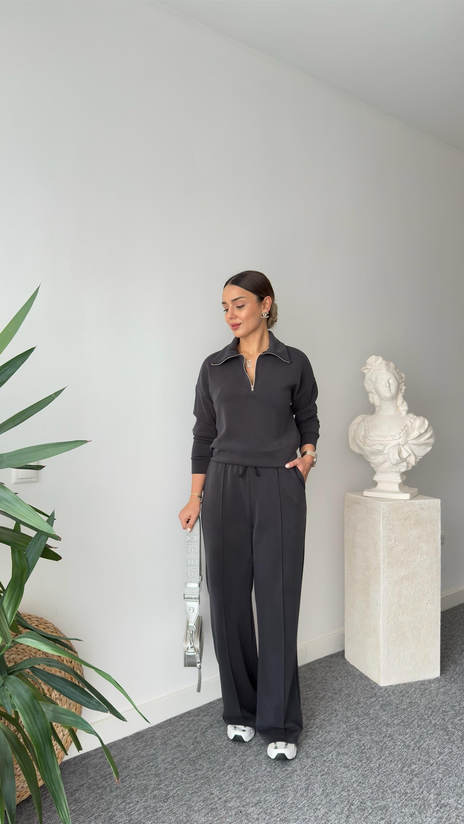 Anthracite Mage Half Zippered Oys Modal Suit