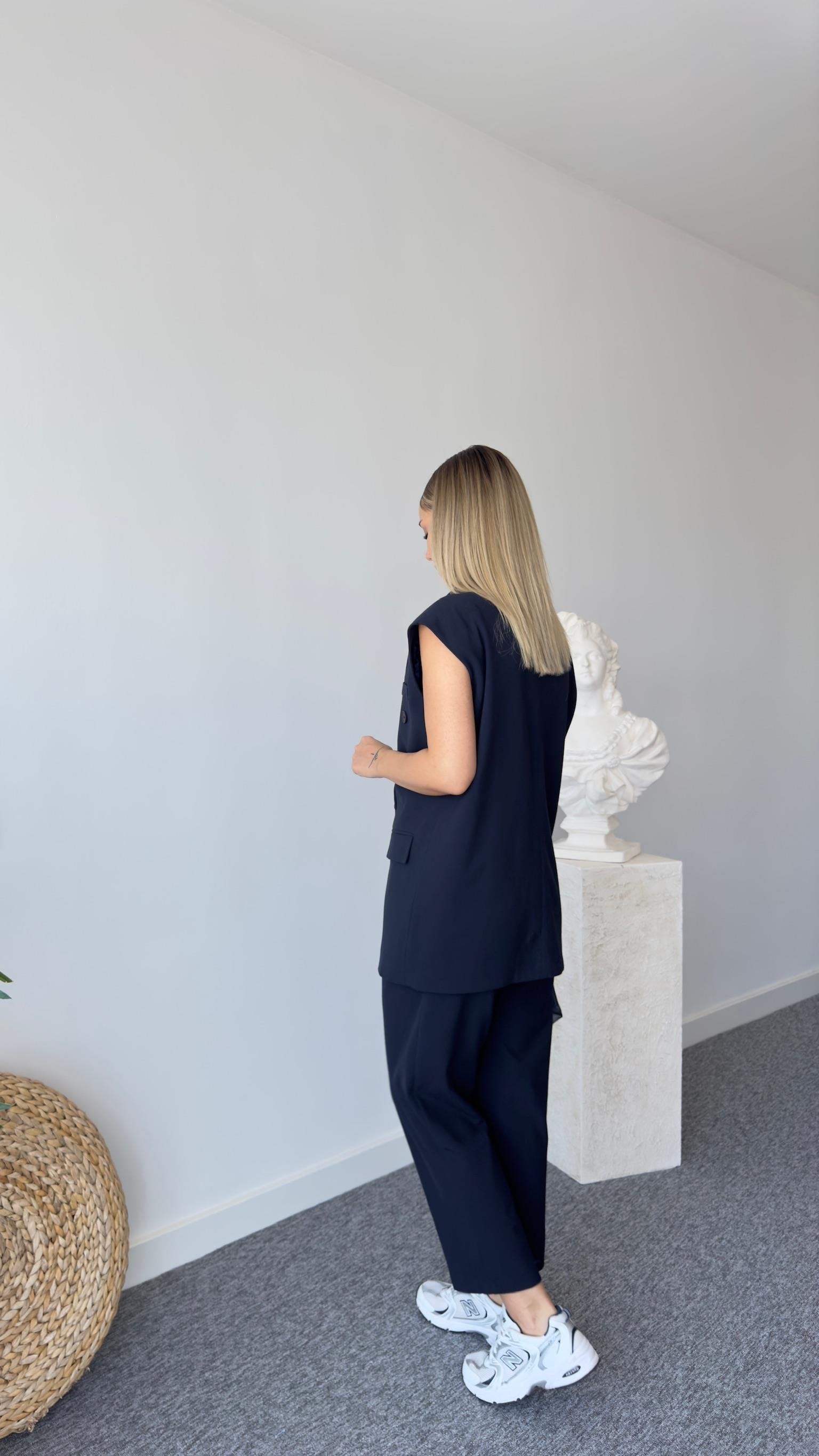 Ena Navy Blue Vest Suit