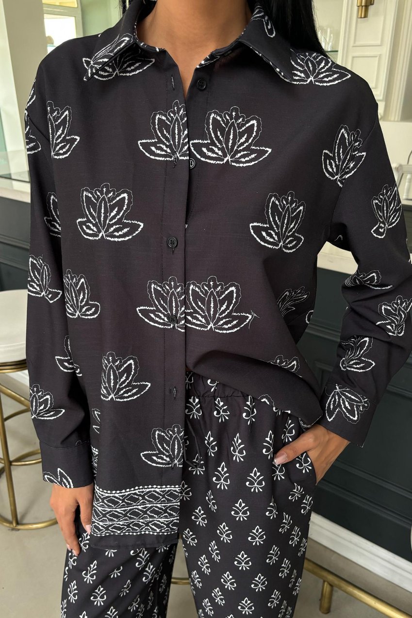 Ethnic Patterned Two-Piece Linen Suit Black