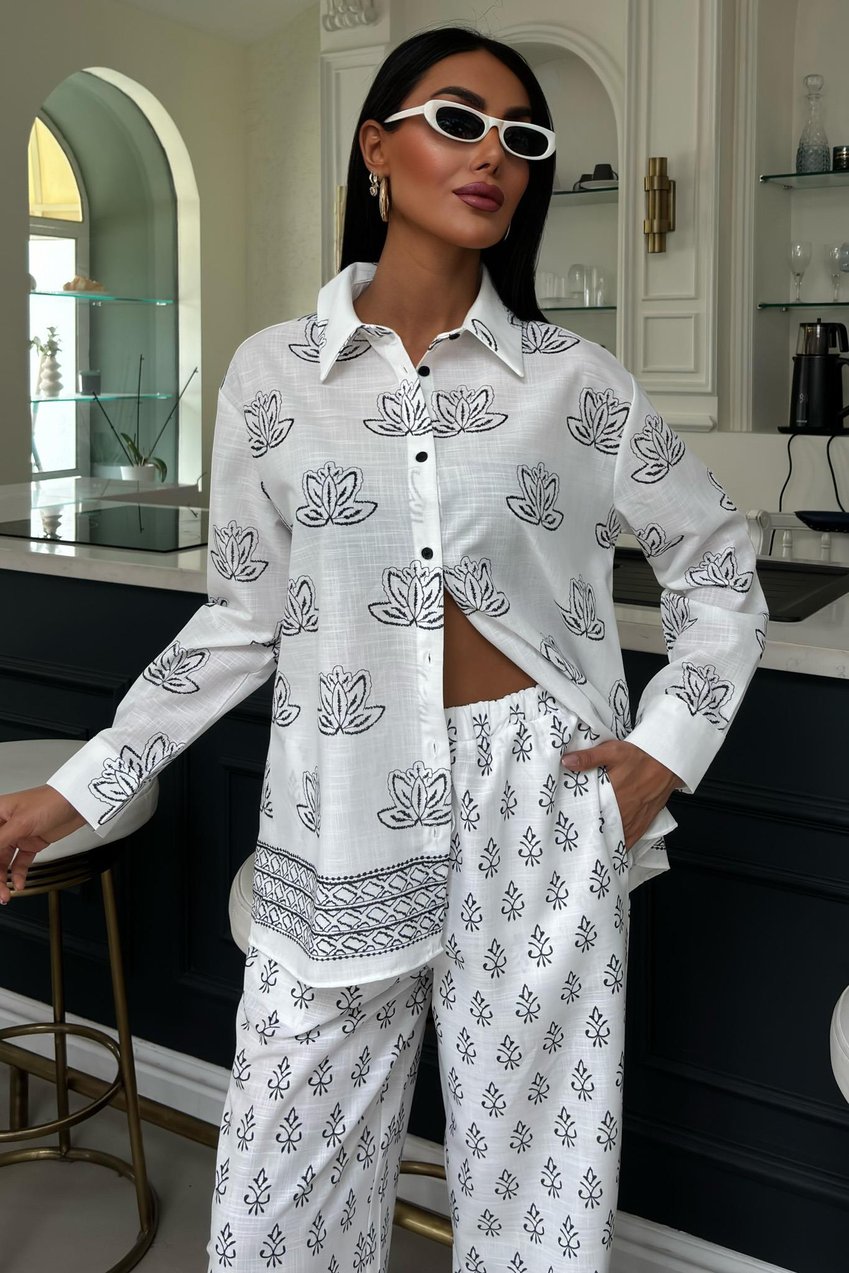 Ethnic Patterned Two-Piece Linen Suit white