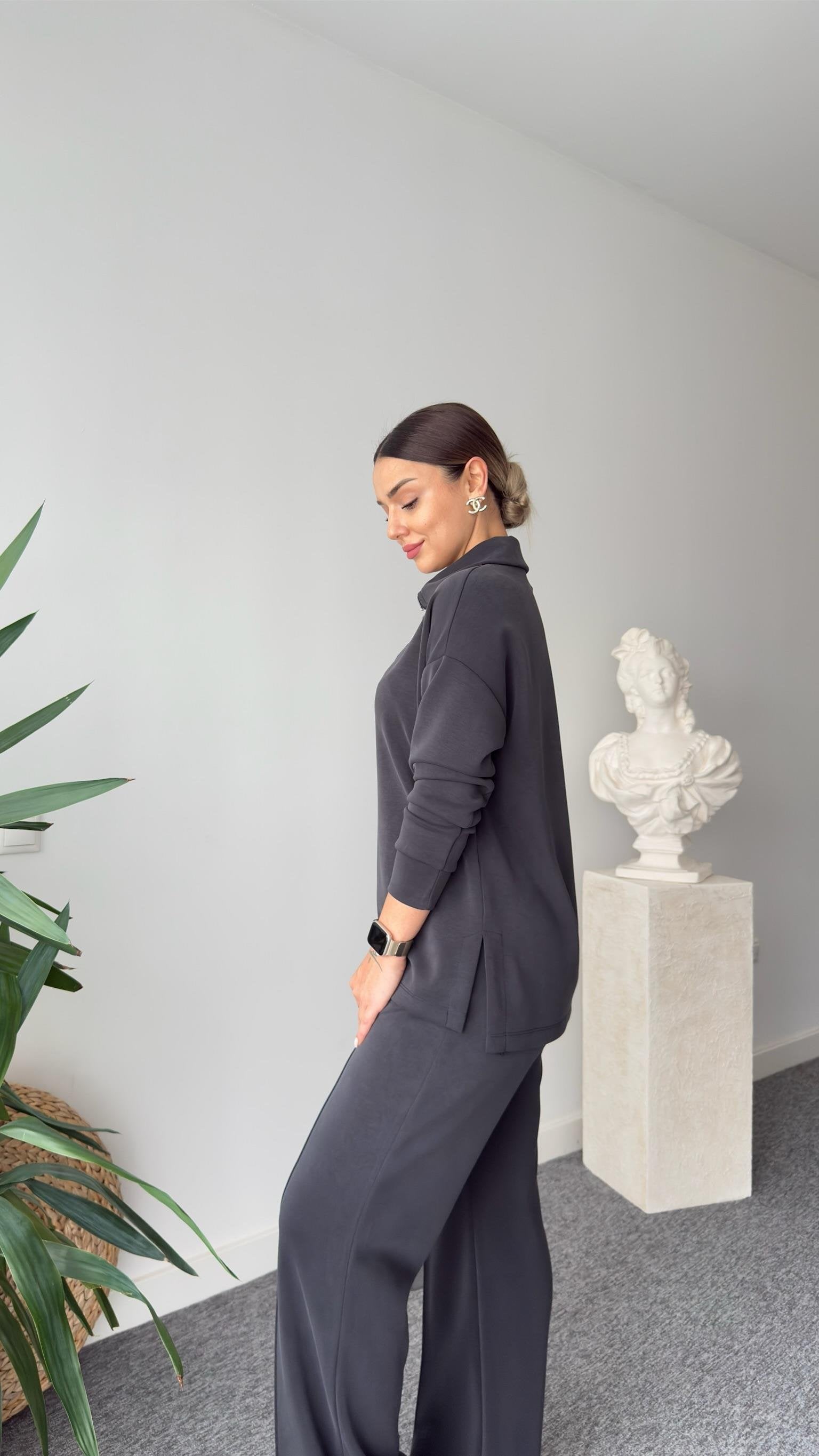 Anthracite Mage Half Zippered Oys Modal Suit